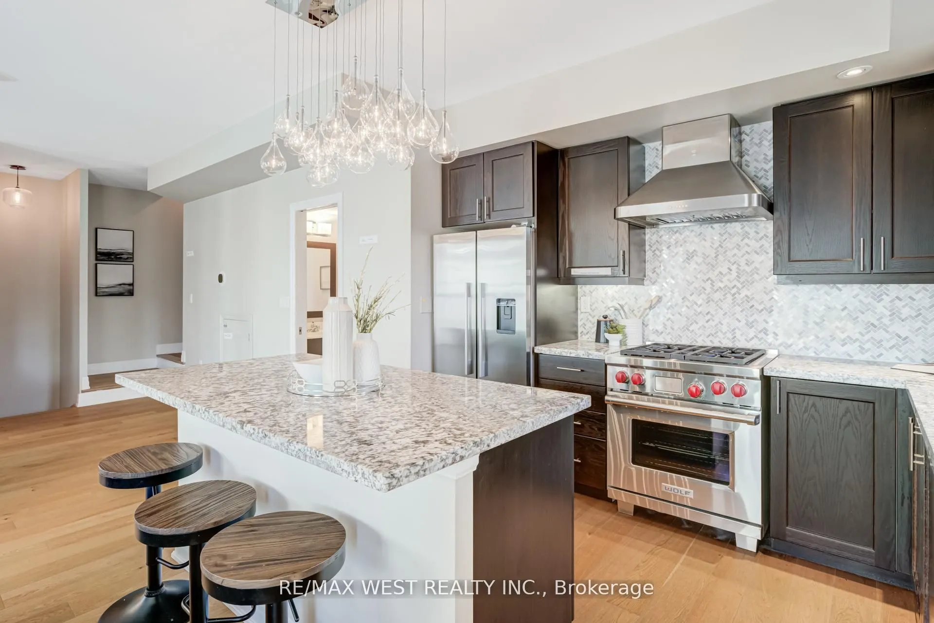15 Sousa Mendes Street, #103