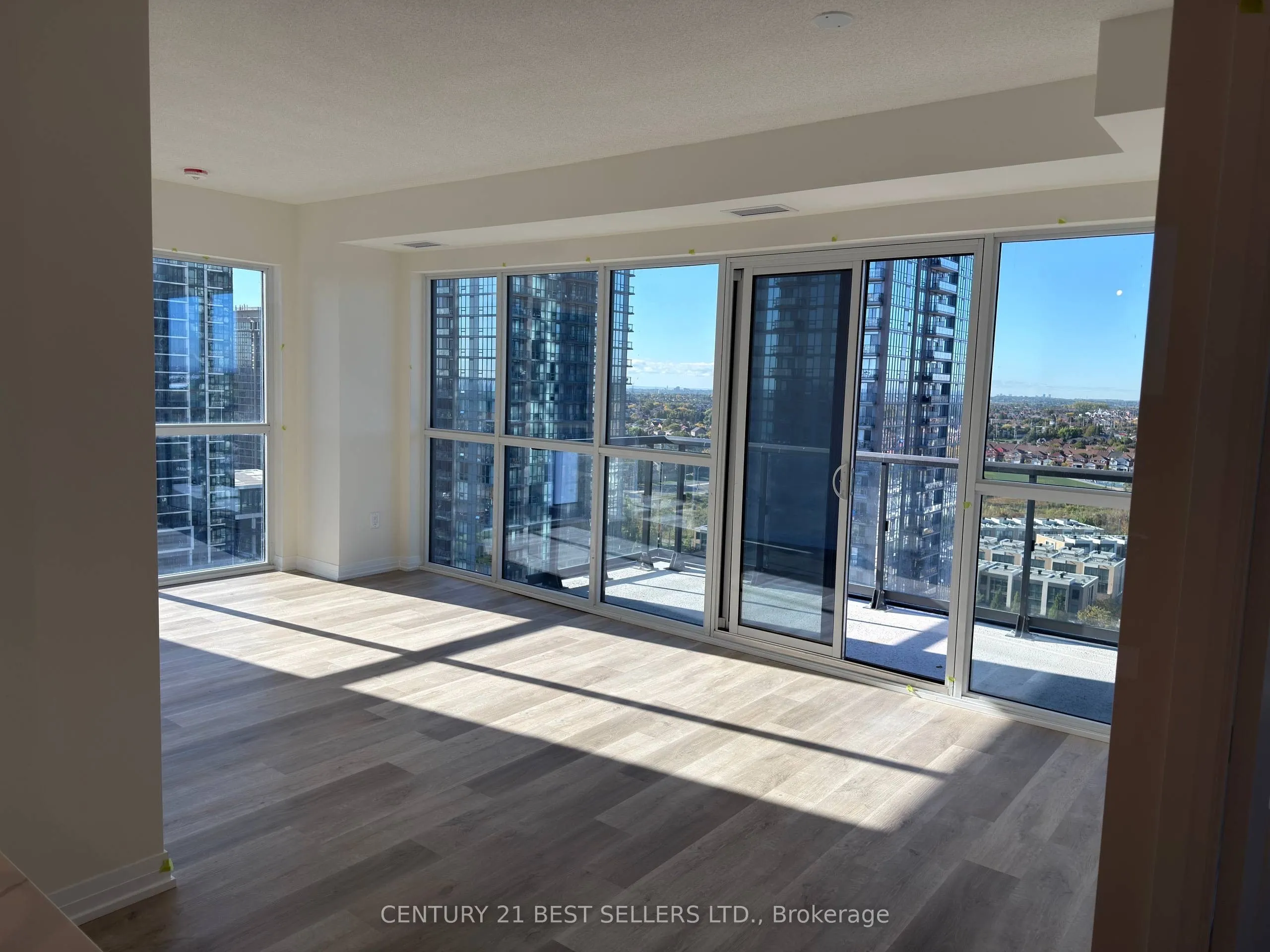 15 Watergarden Drive, #1204