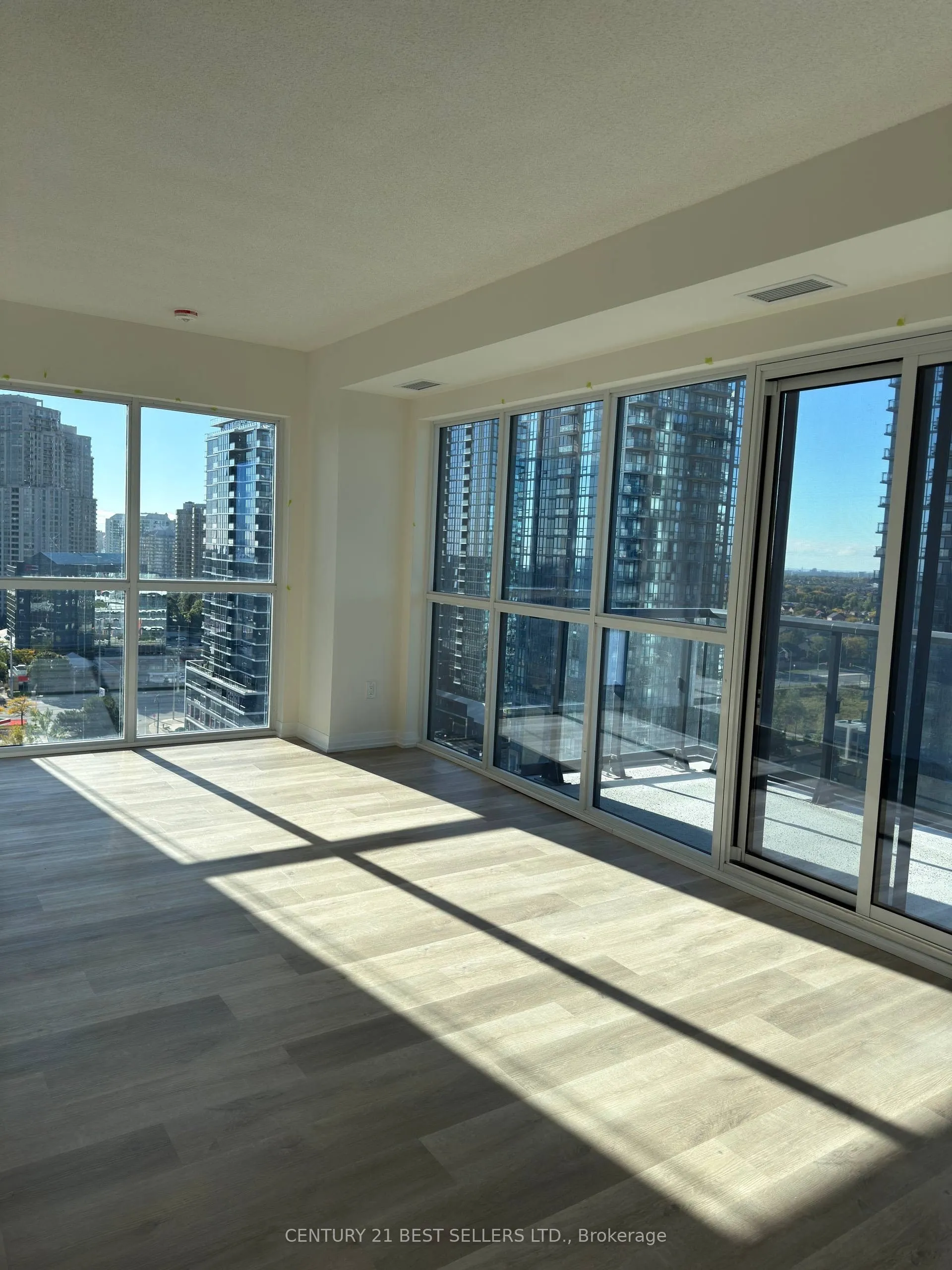 15 Watergarden Drive, #1204