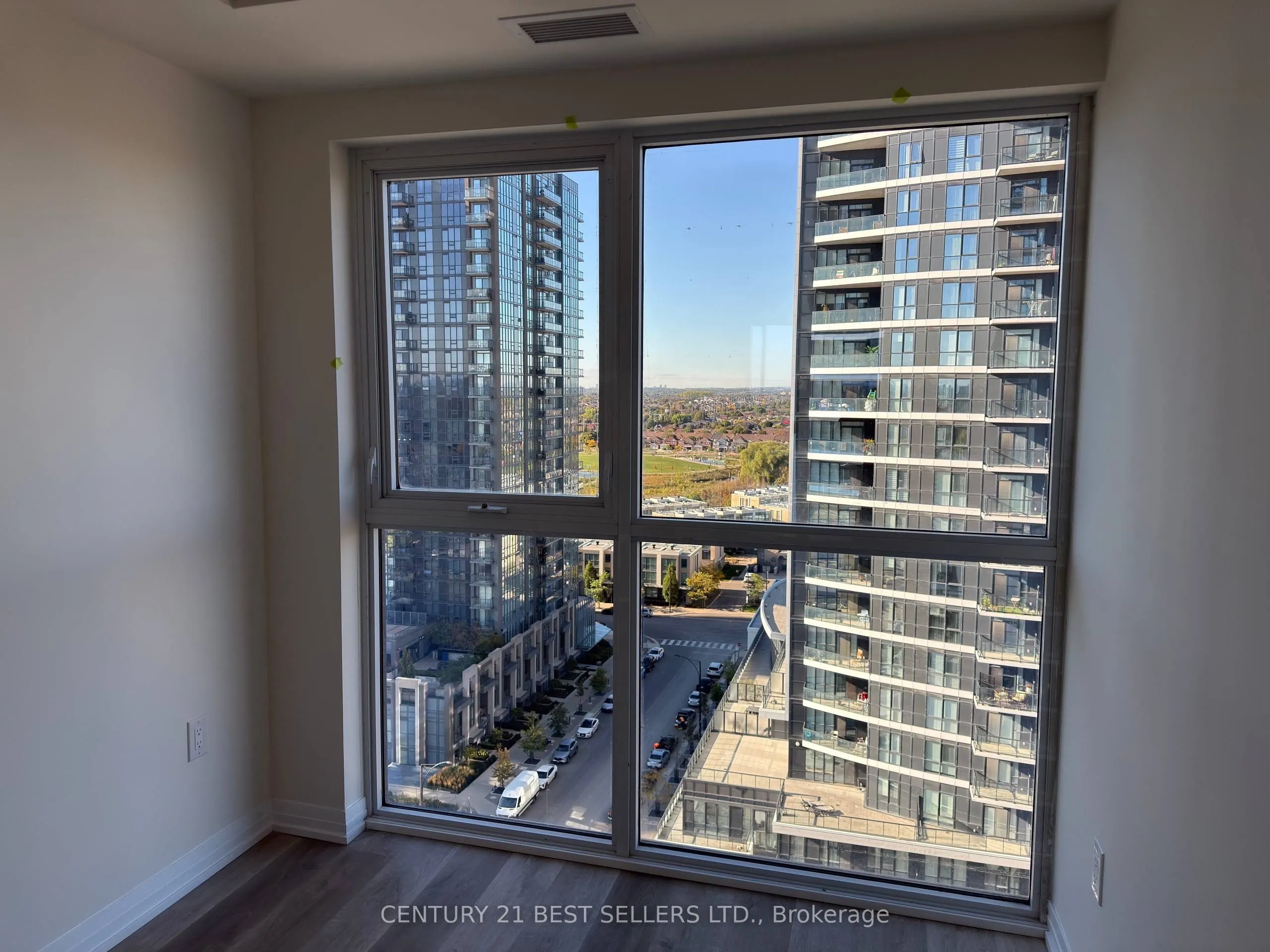 15 Watergarden Drive, #1204