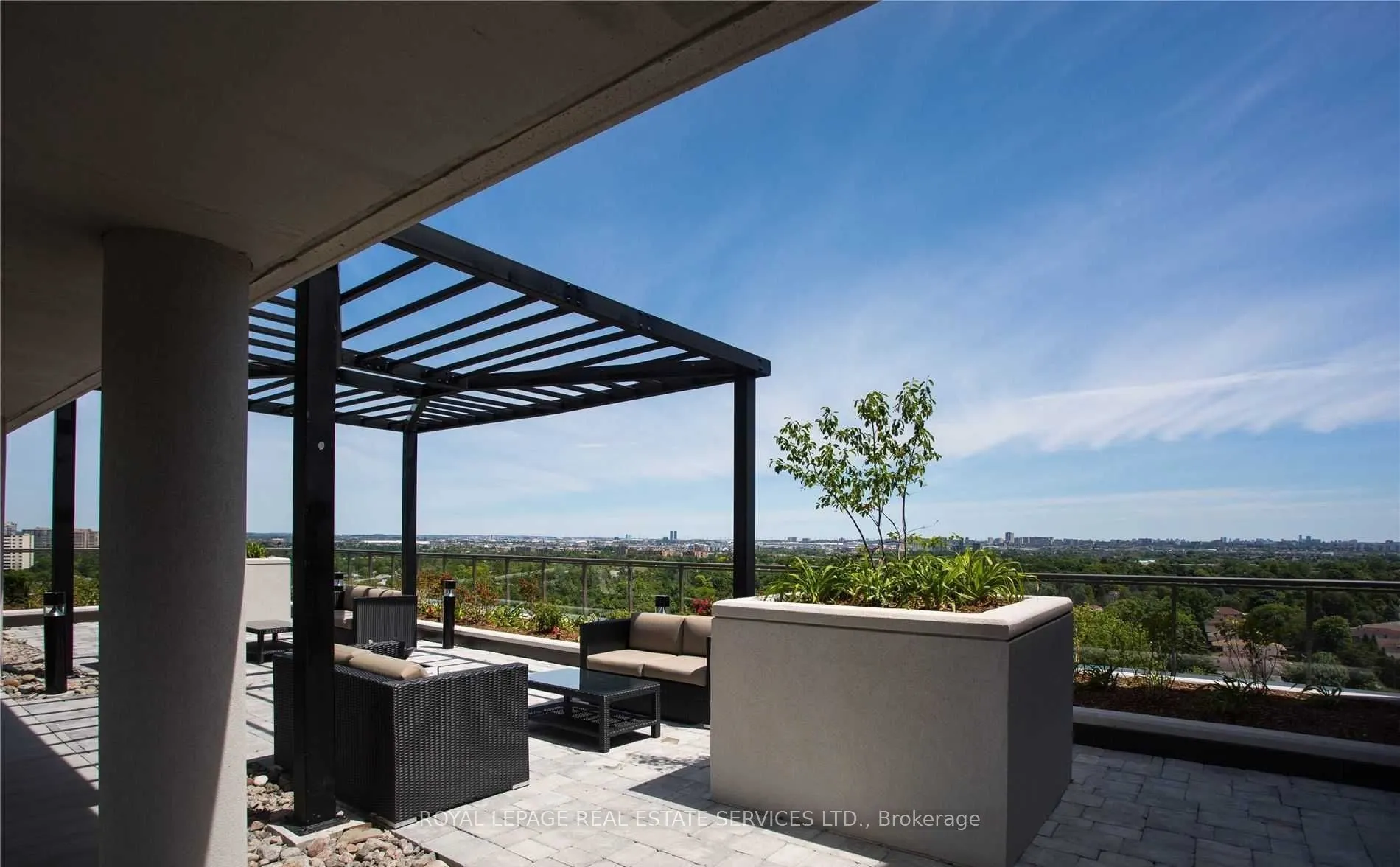 80 Esther Lorrie Drive, #717