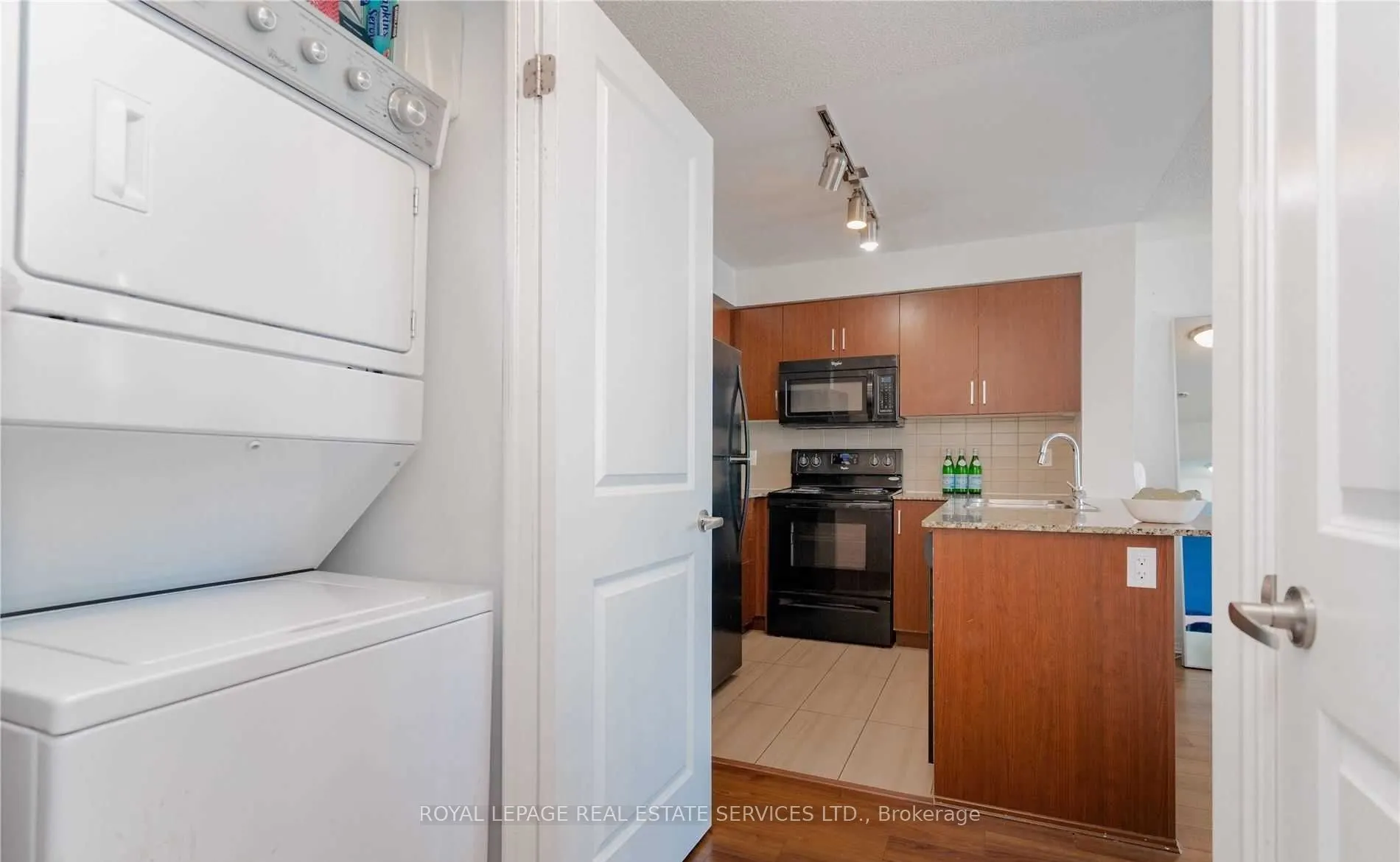 80 Esther Lorrie Drive, #717