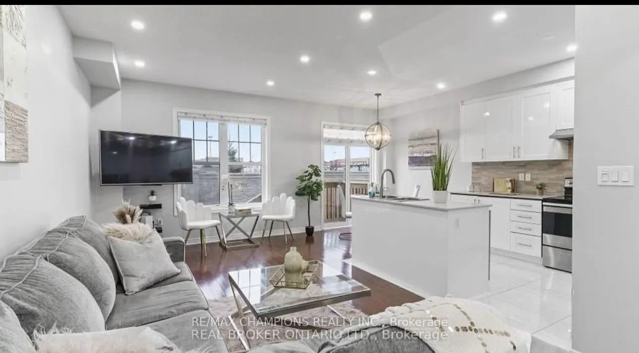 56 Goodsway Trail