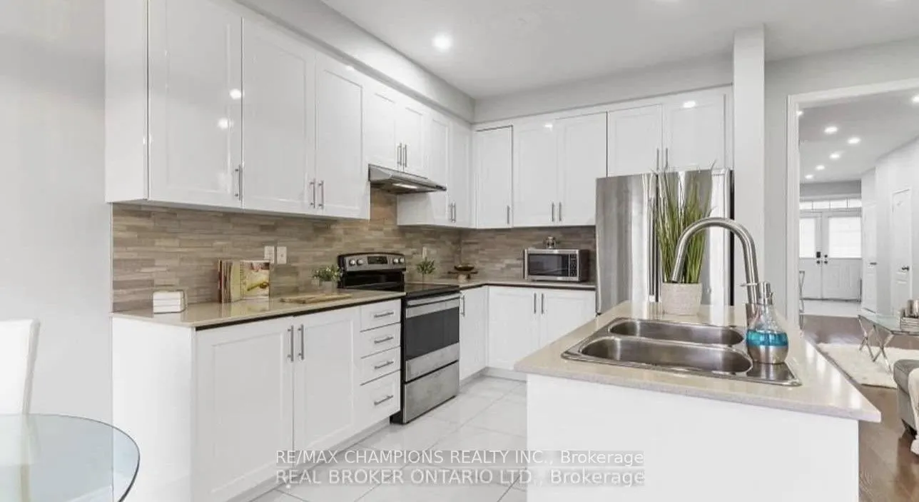 56 Goodsway Trail