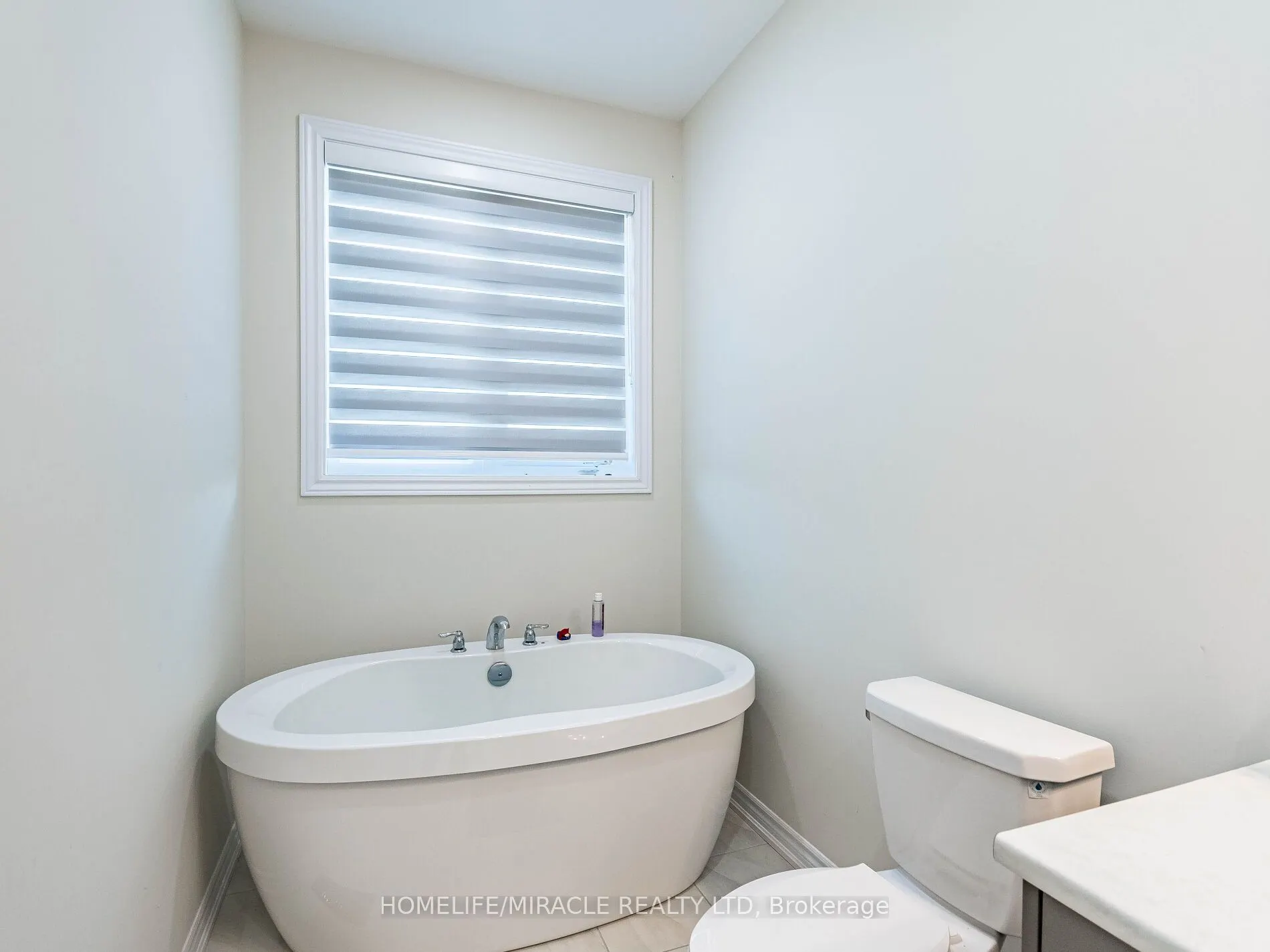 1416 Oakmont Common E