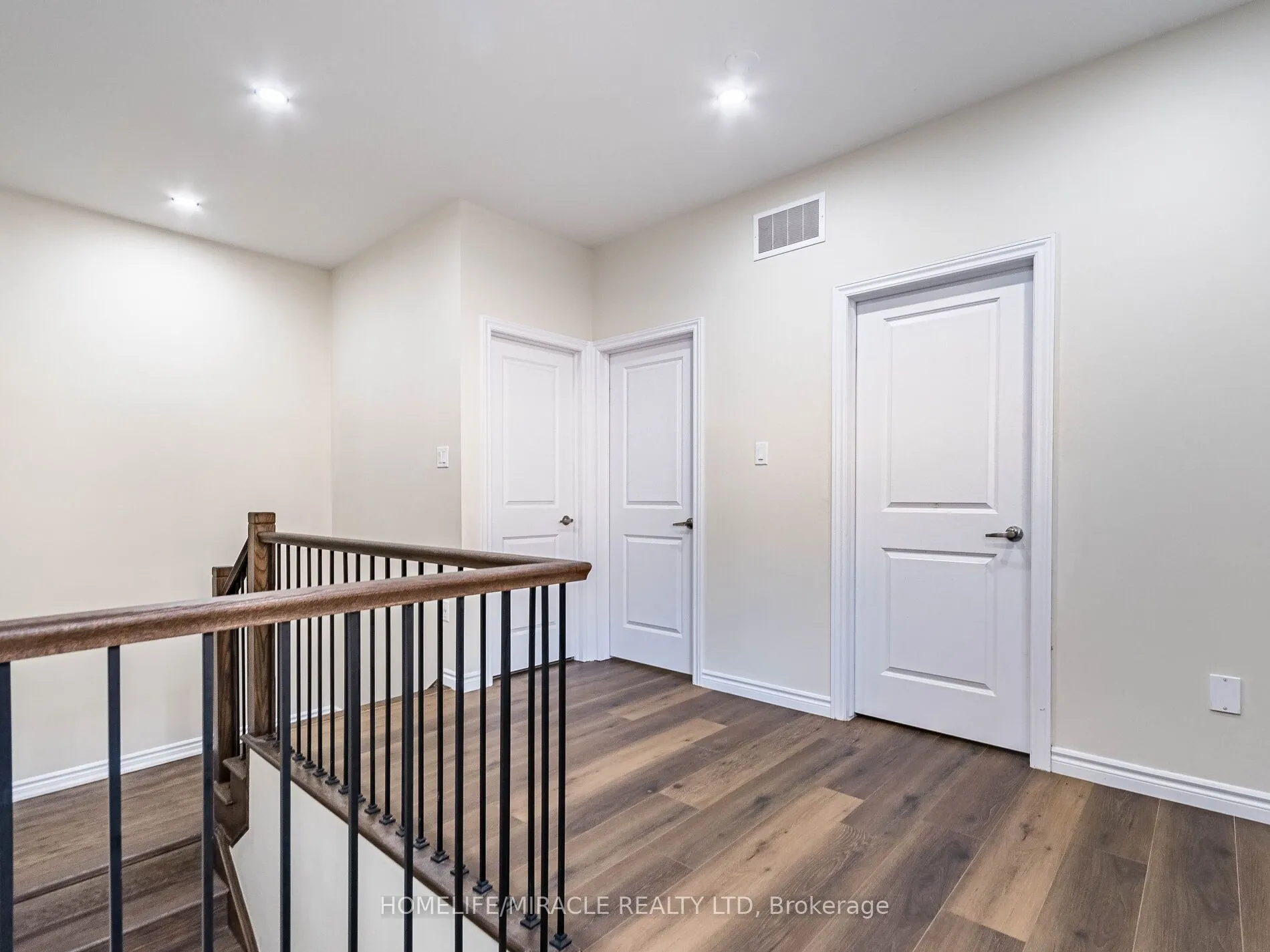 1416 Oakmont Common E