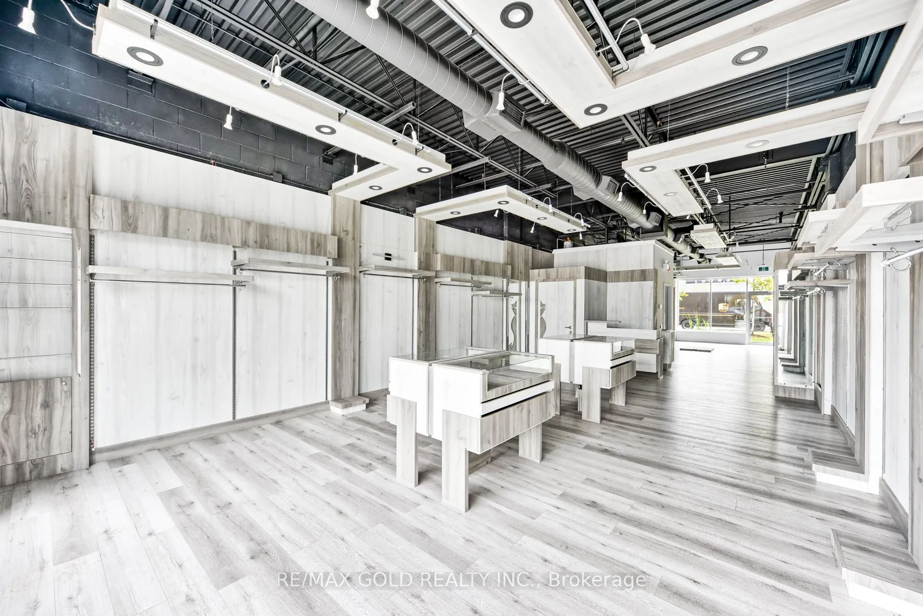 3525 Platinum Drive, #118