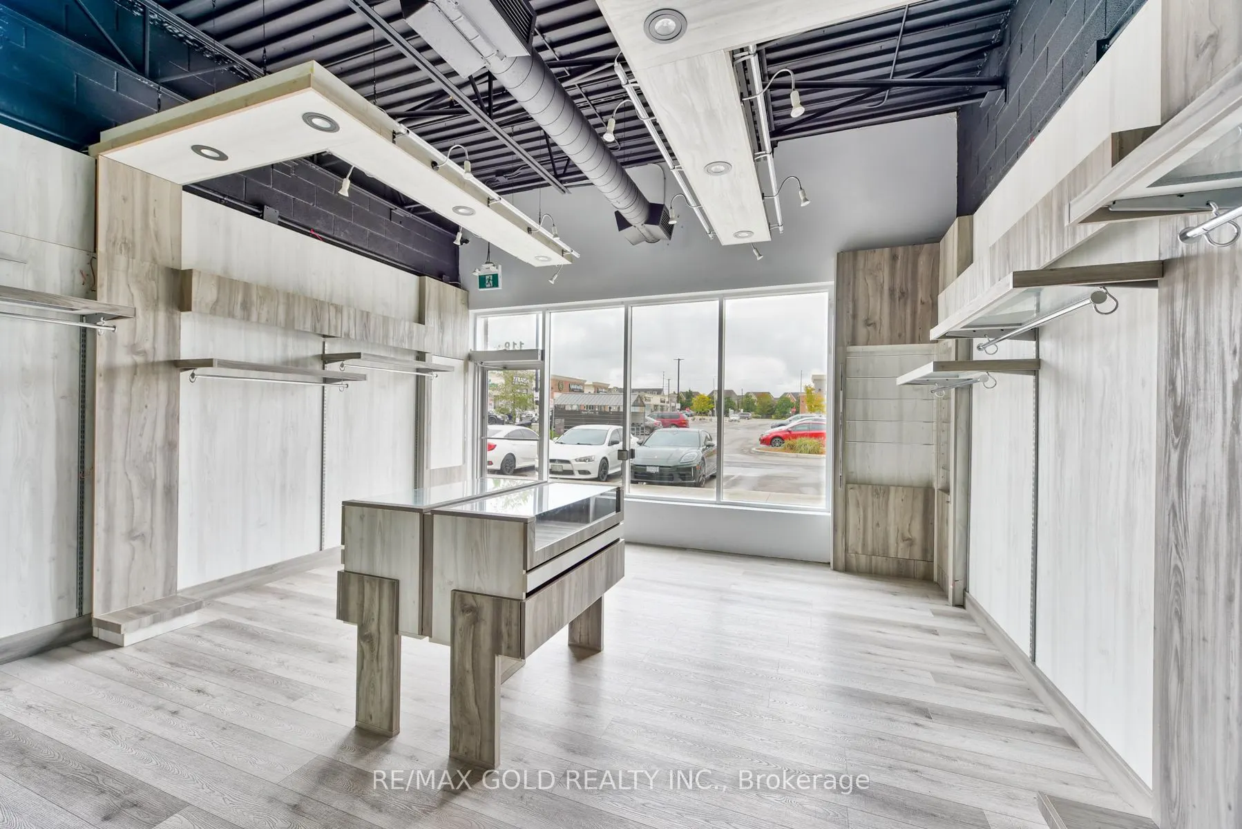 3525 Platinum Drive, #118