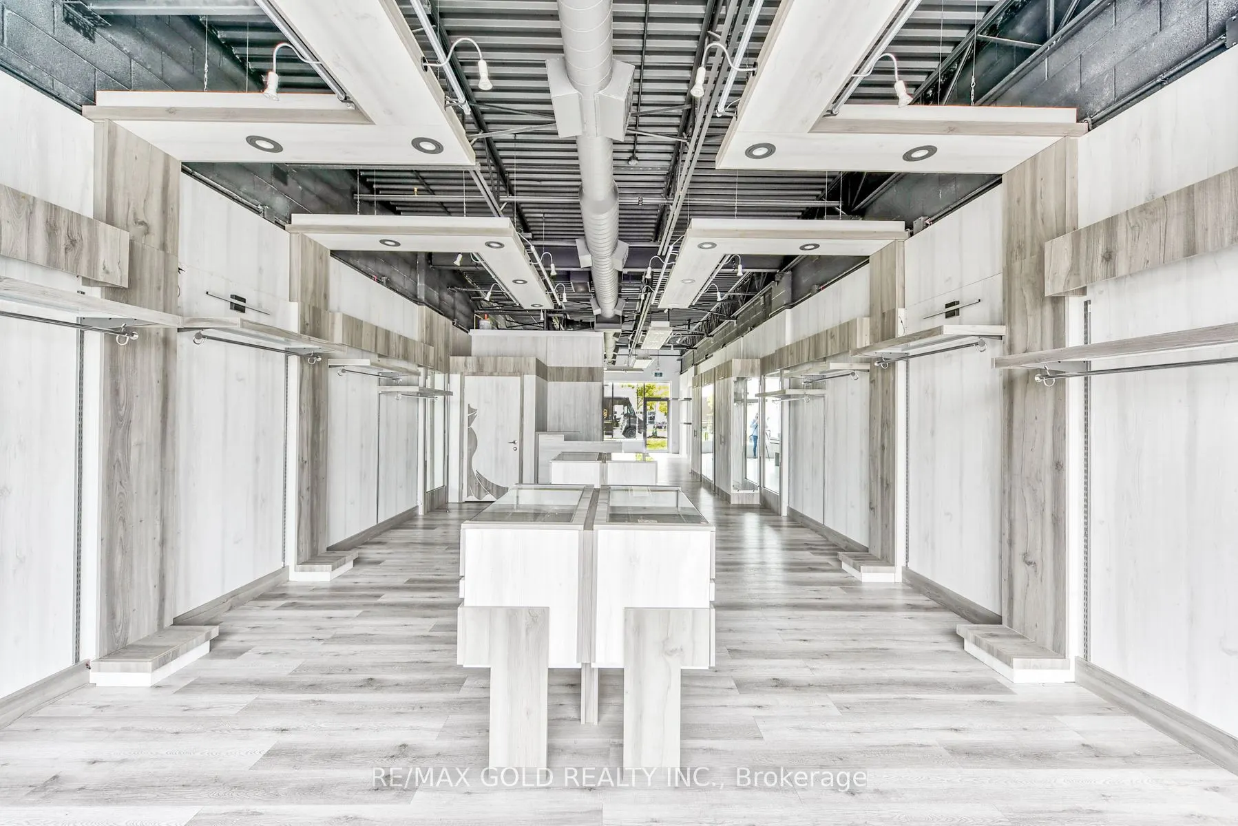 3525 Platinum Drive, #118