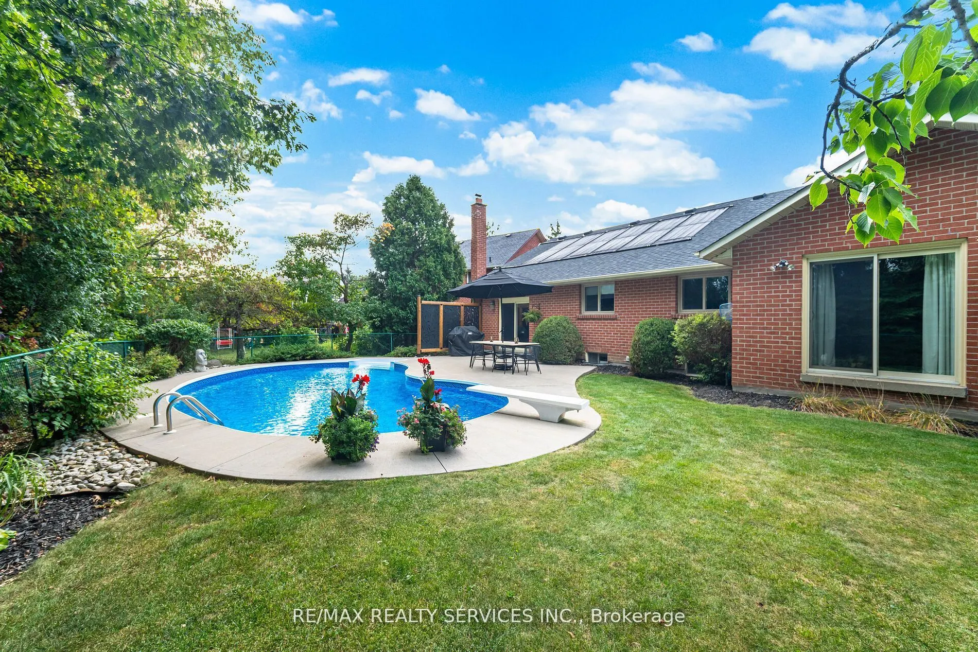 33 Carnforth Drive