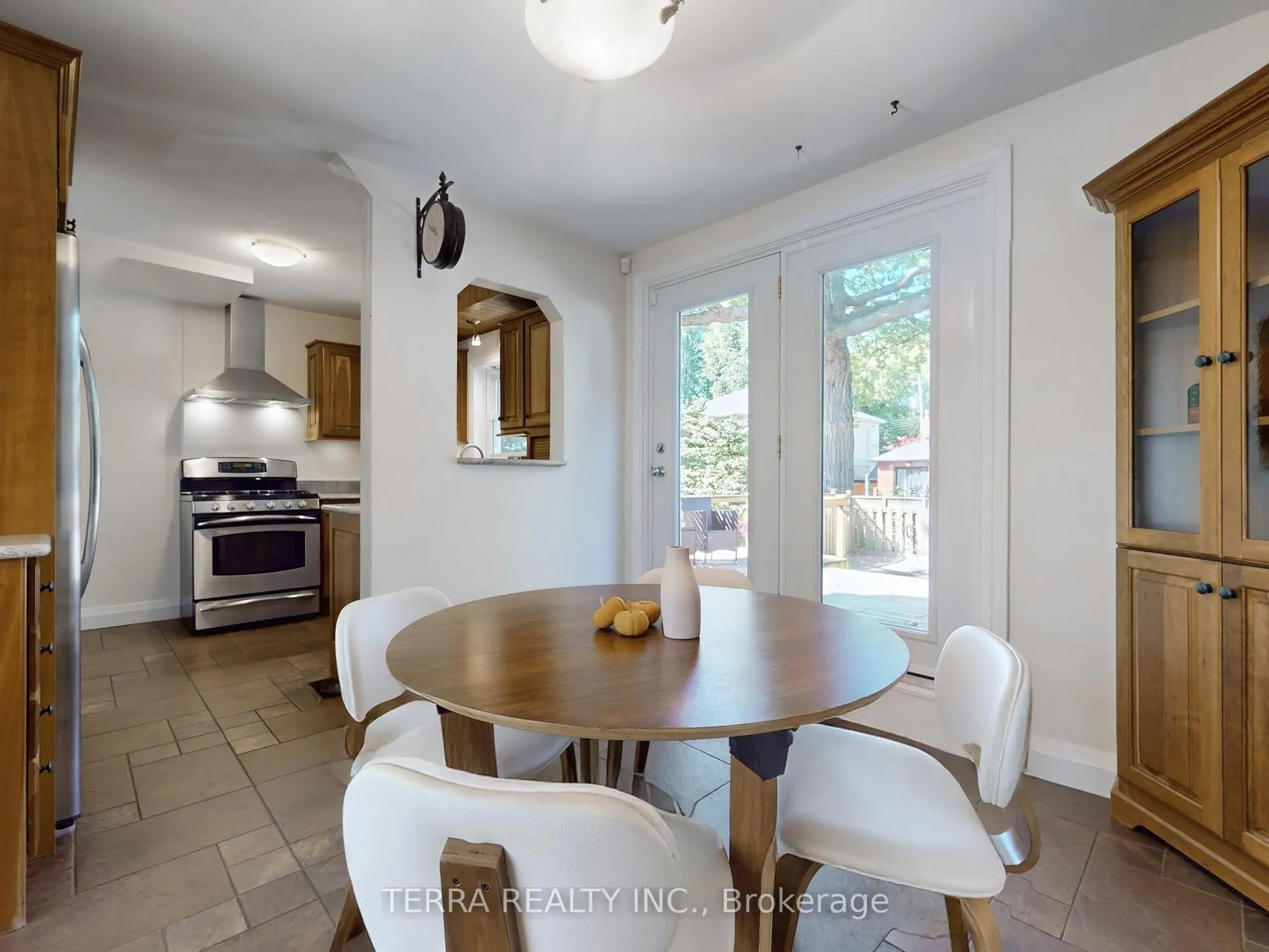 40 Allanbrooke Drive