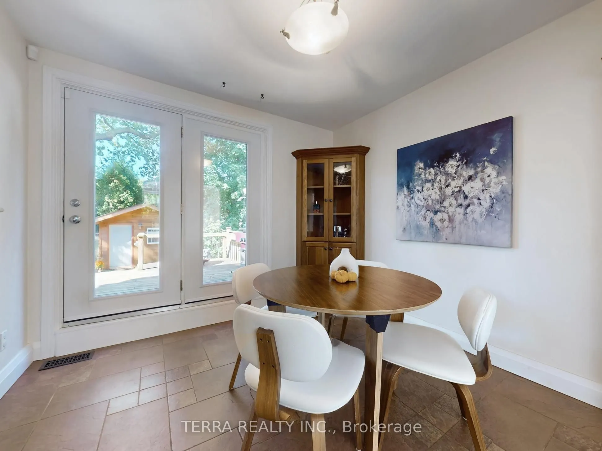 40 Allanbrooke Drive