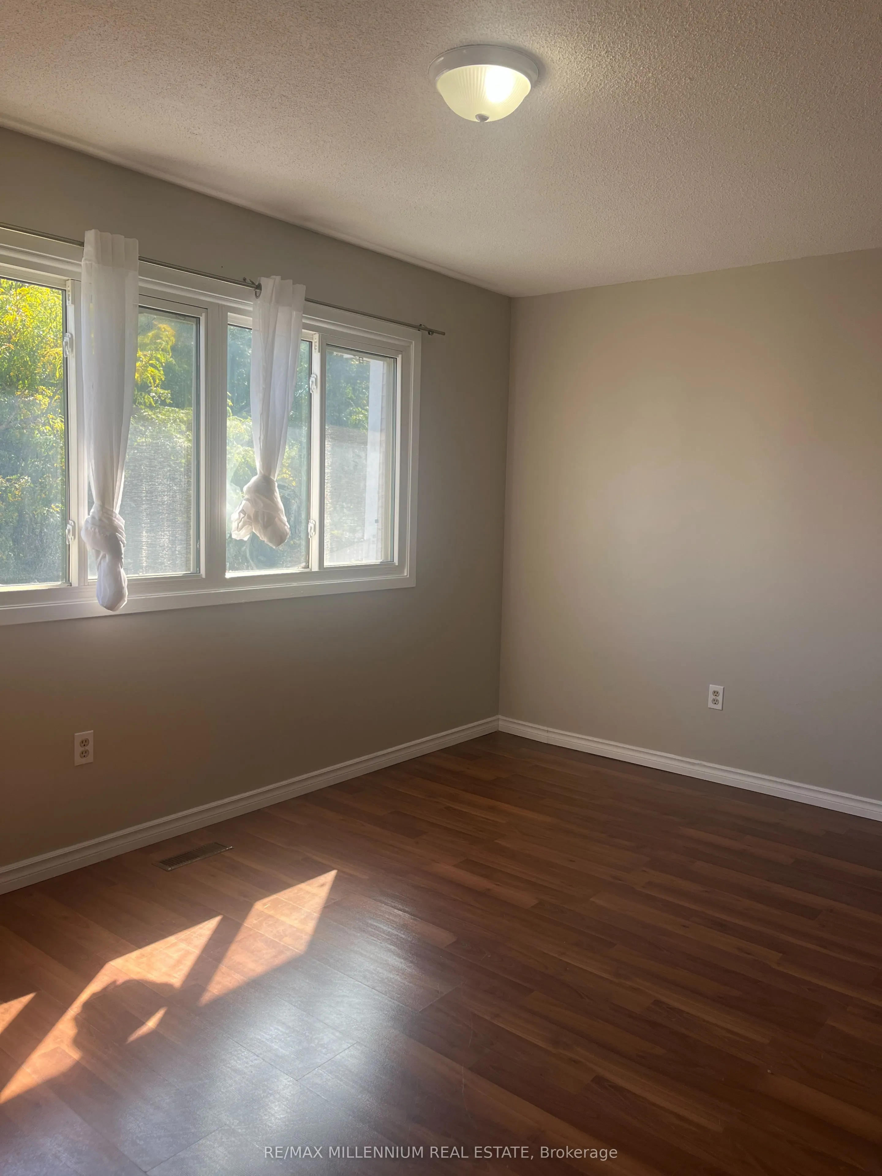 18 Junewood Crescent