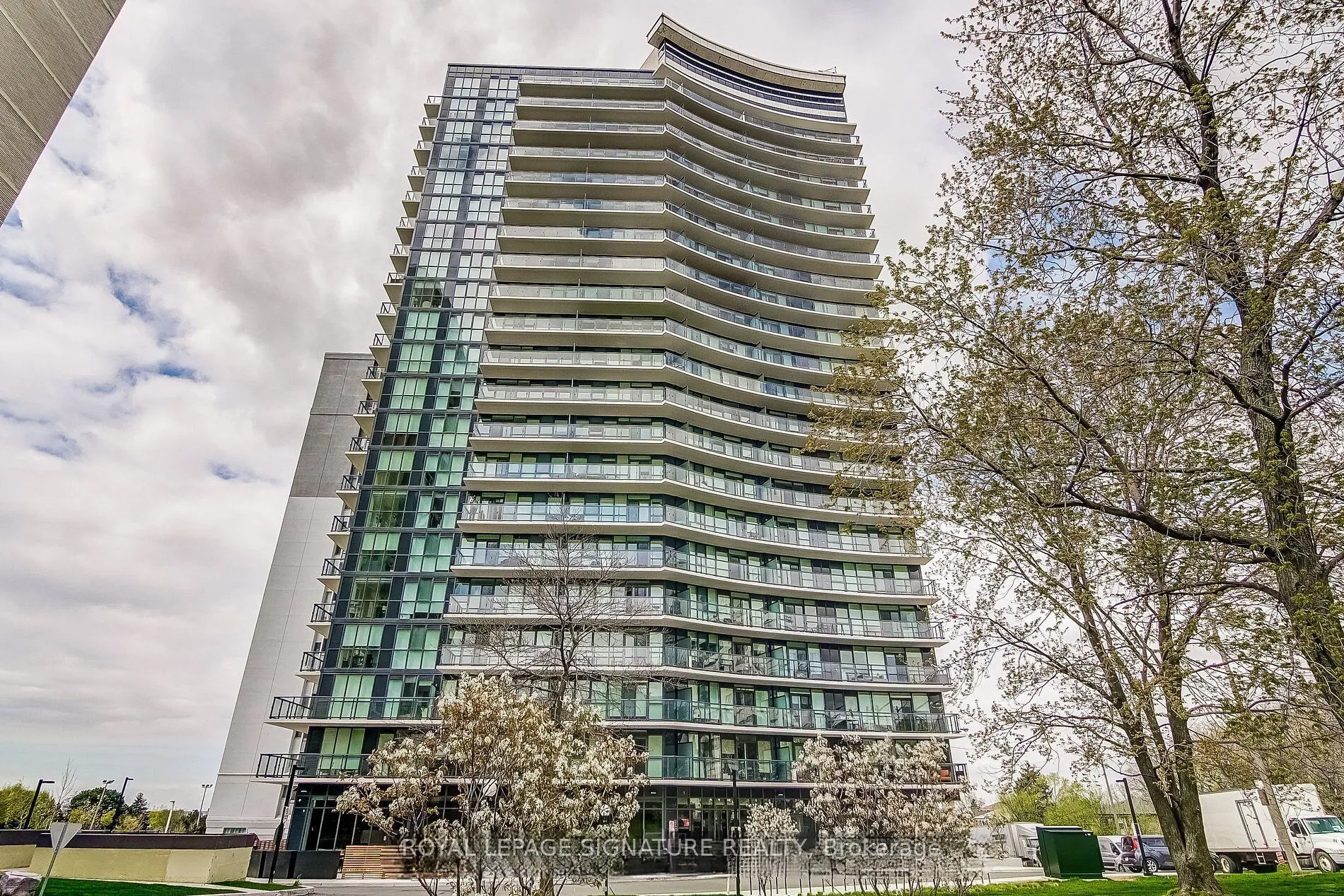 1461 Lawrence Avenue W, #1008