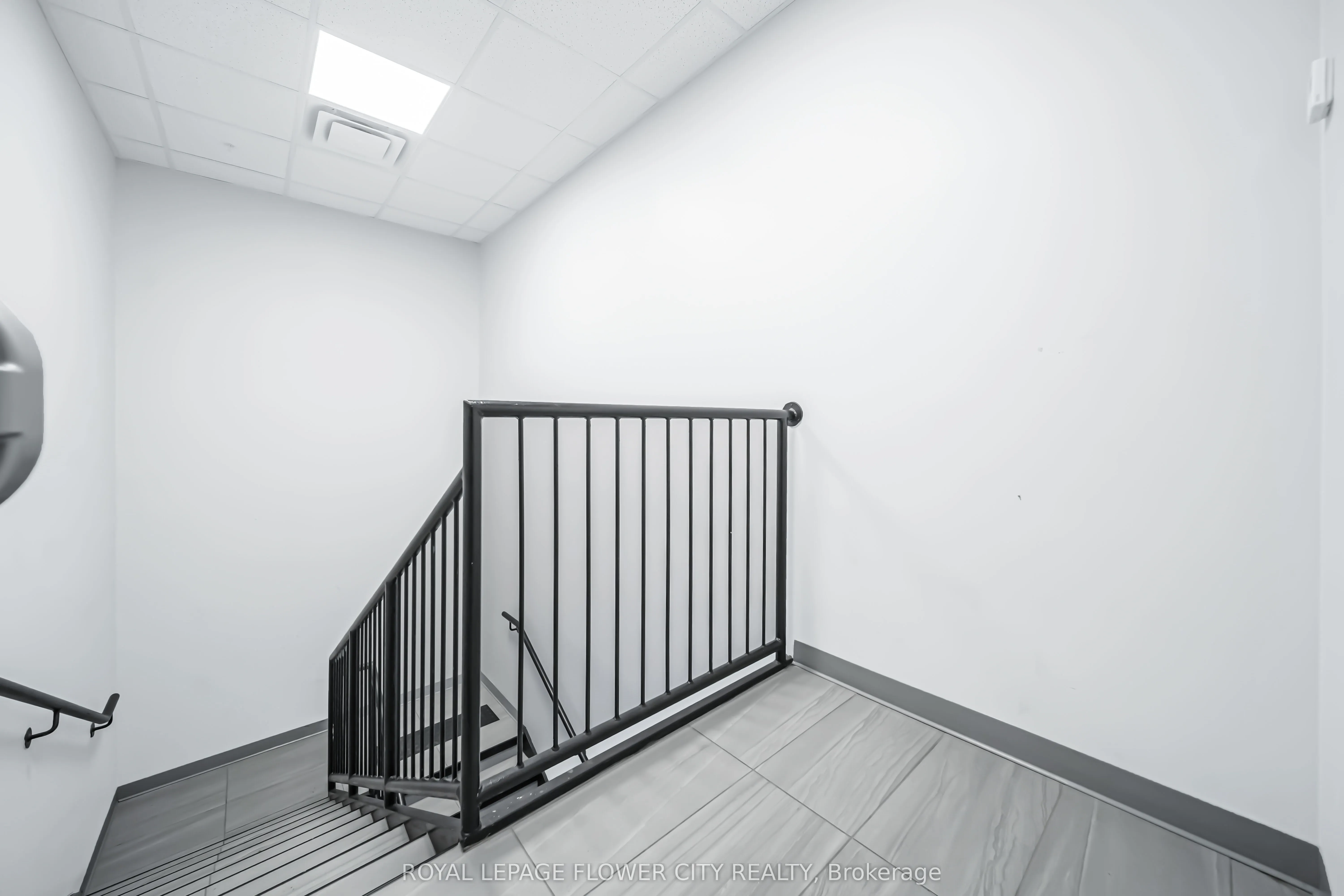 280 Derry Road, #202 A