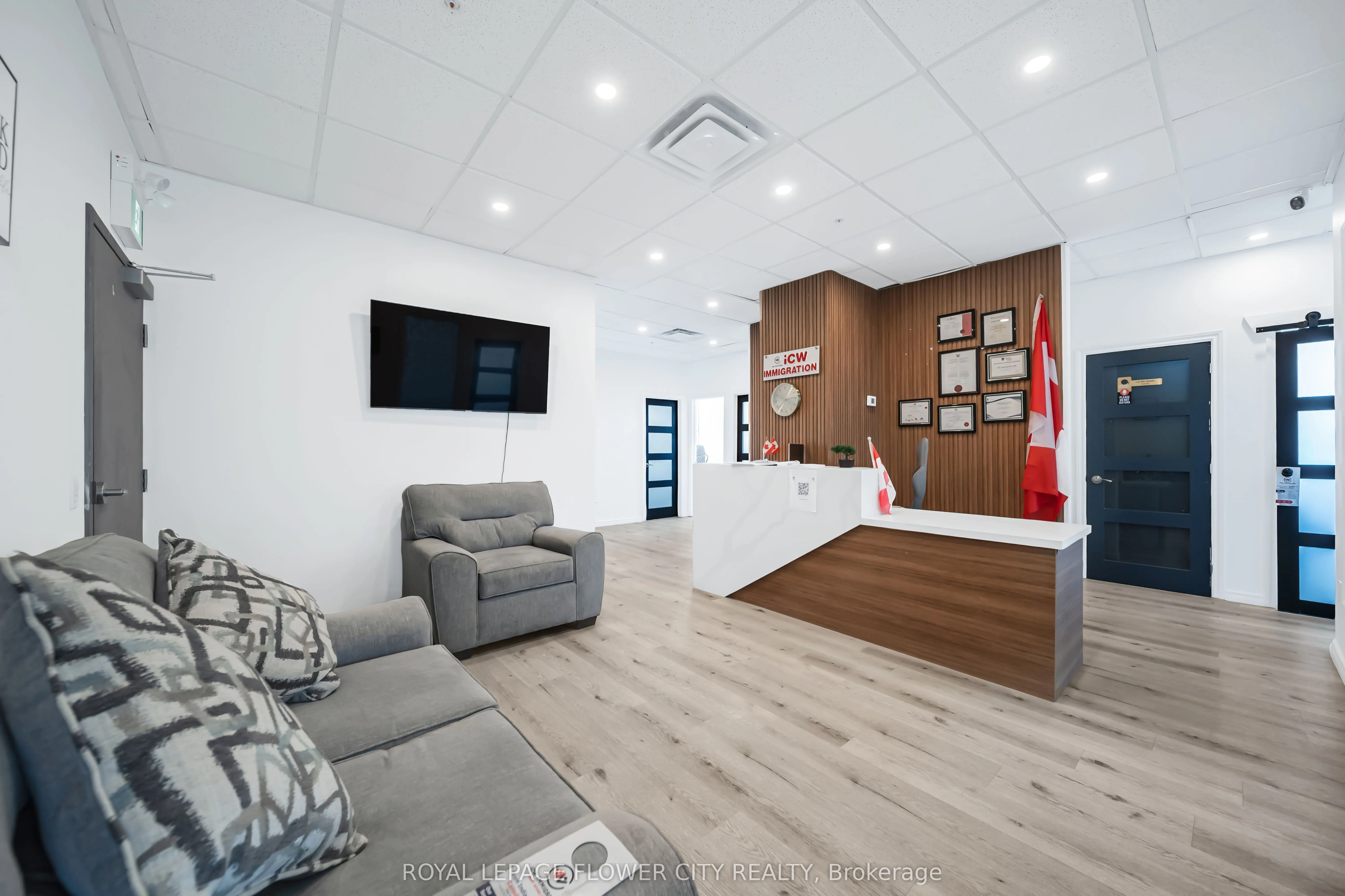 280 Derry Road, #202 A
