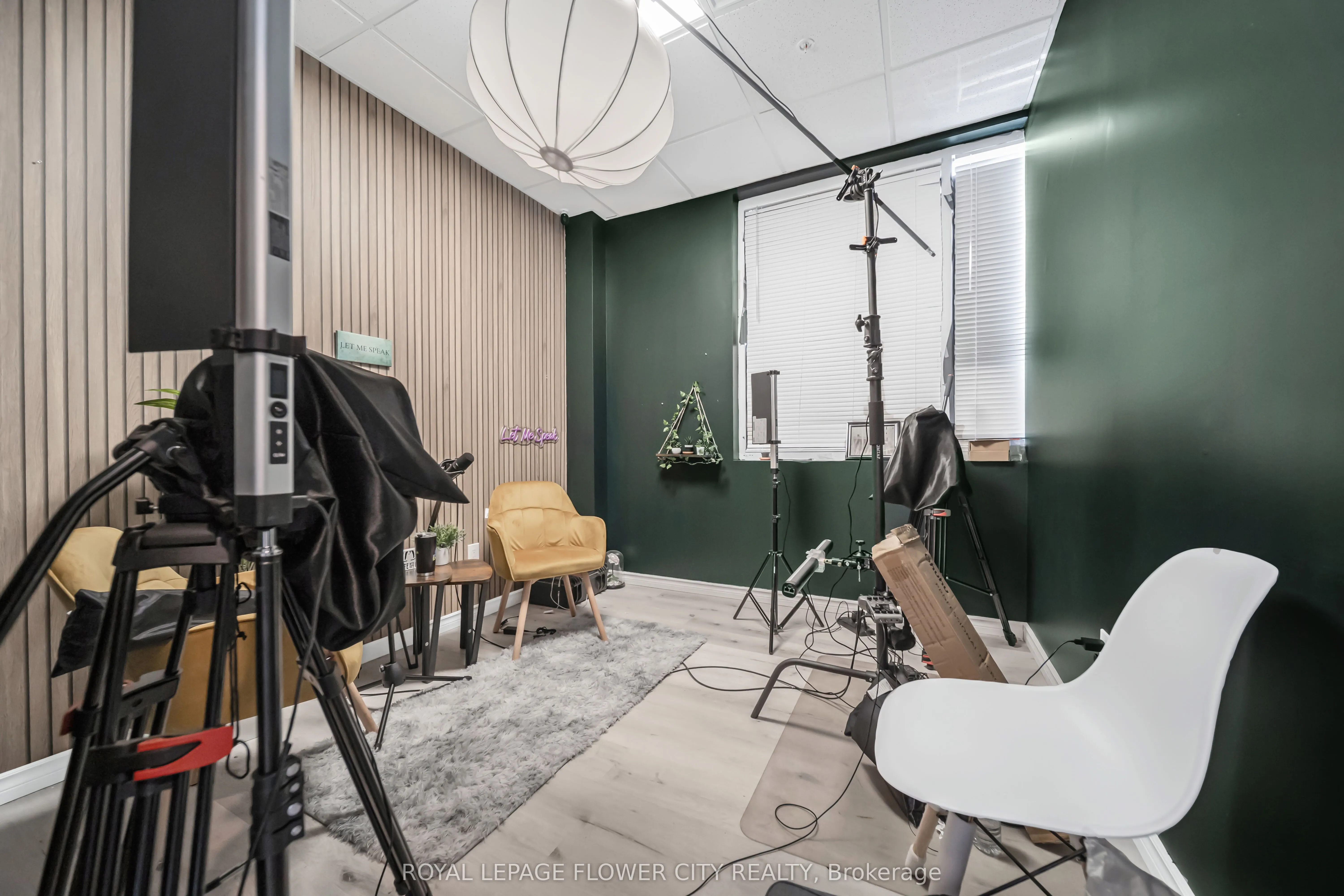 280 Derry Road, #202 A