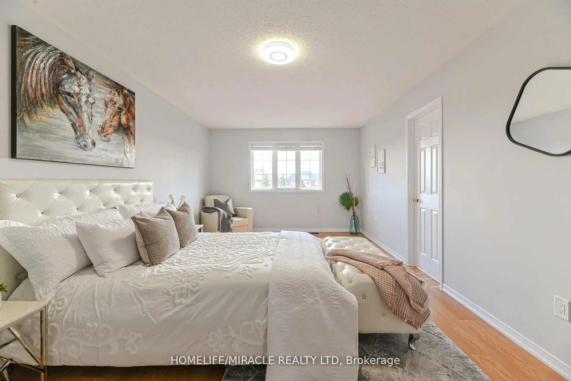 102 Delport Close
