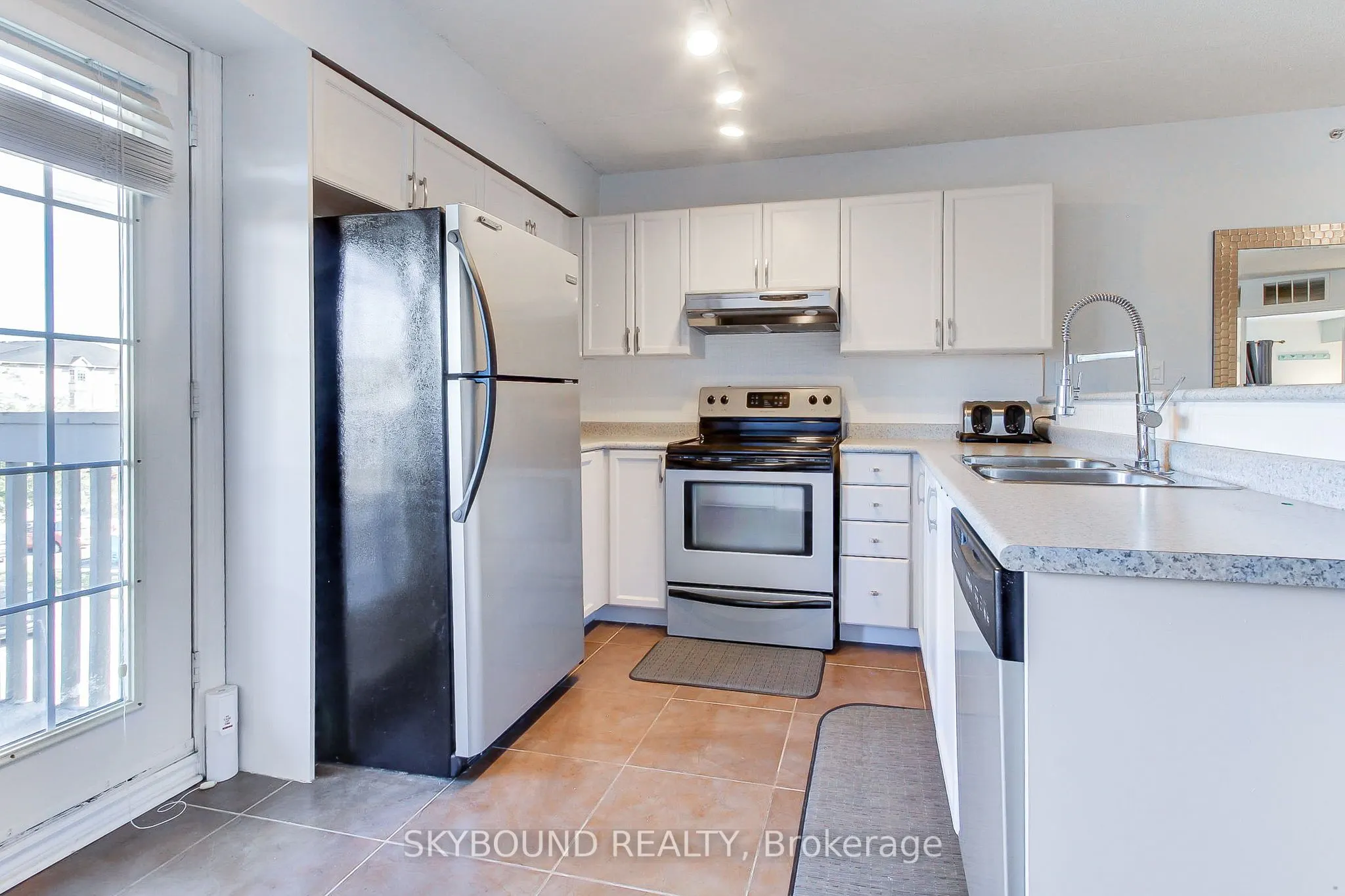 4003 Kilmer Drive, #302