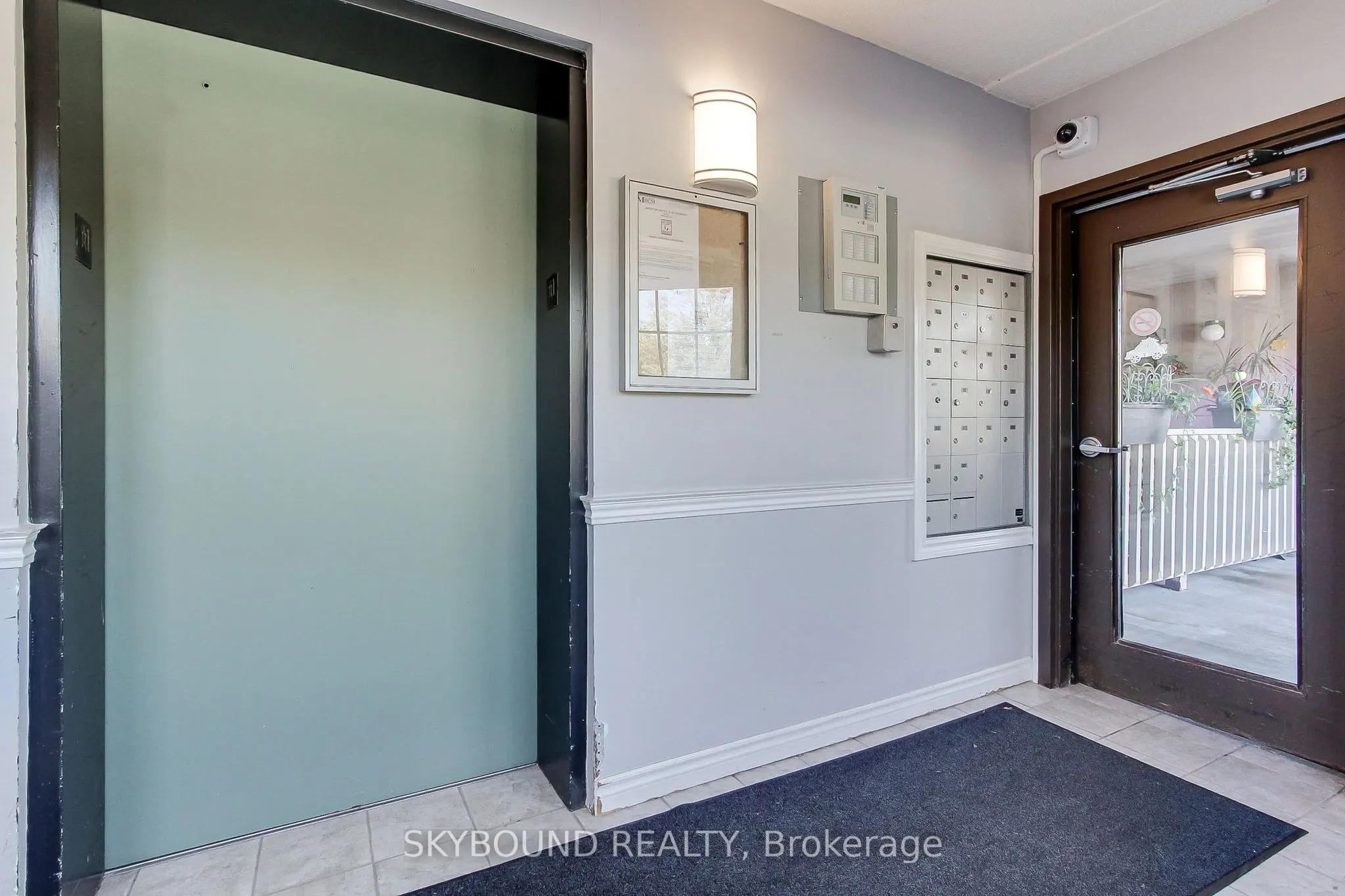 4003 Kilmer Drive, #302