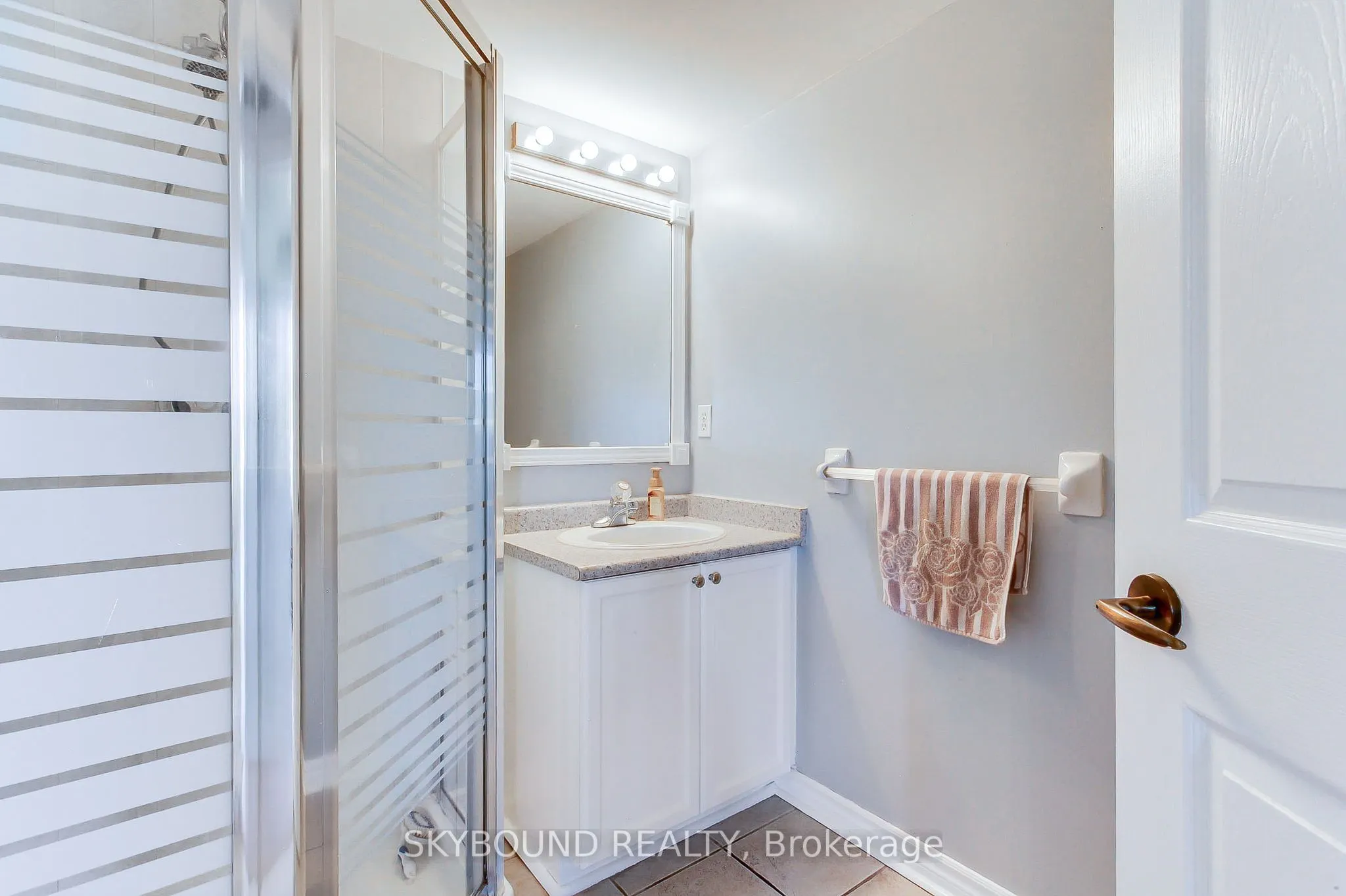 4003 Kilmer Drive, #302