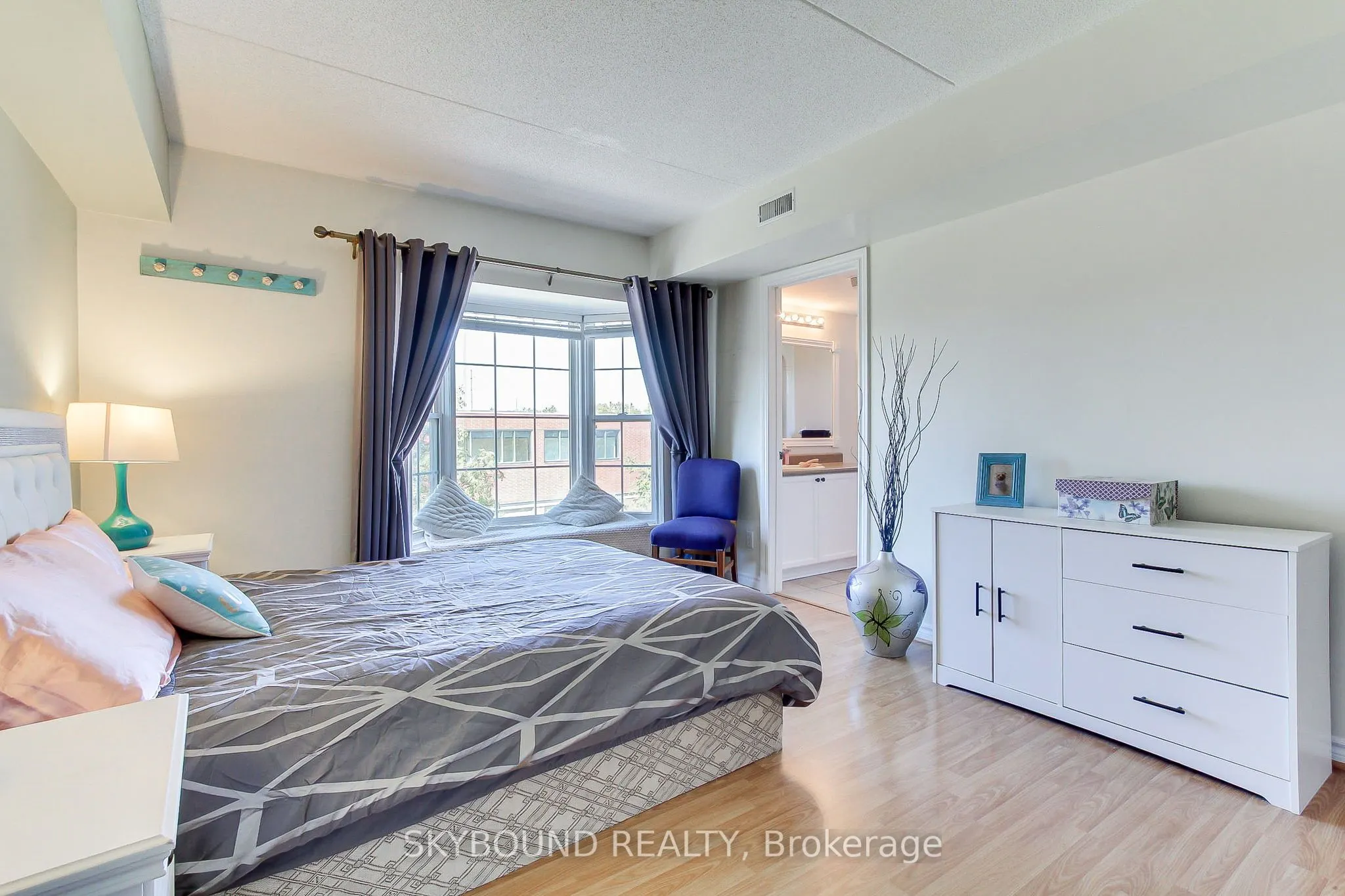 4003 Kilmer Drive, #302