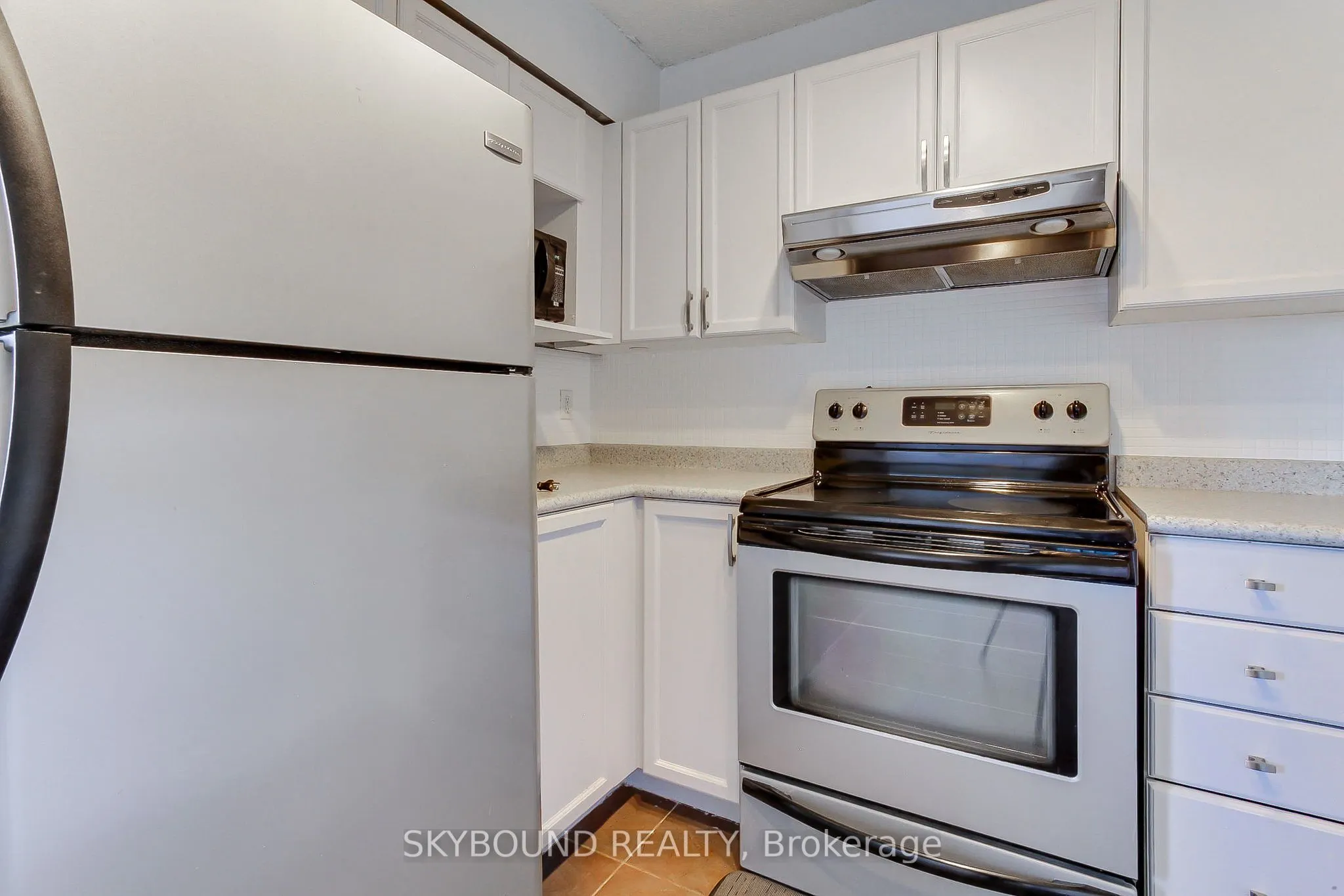4003 Kilmer Drive, #302