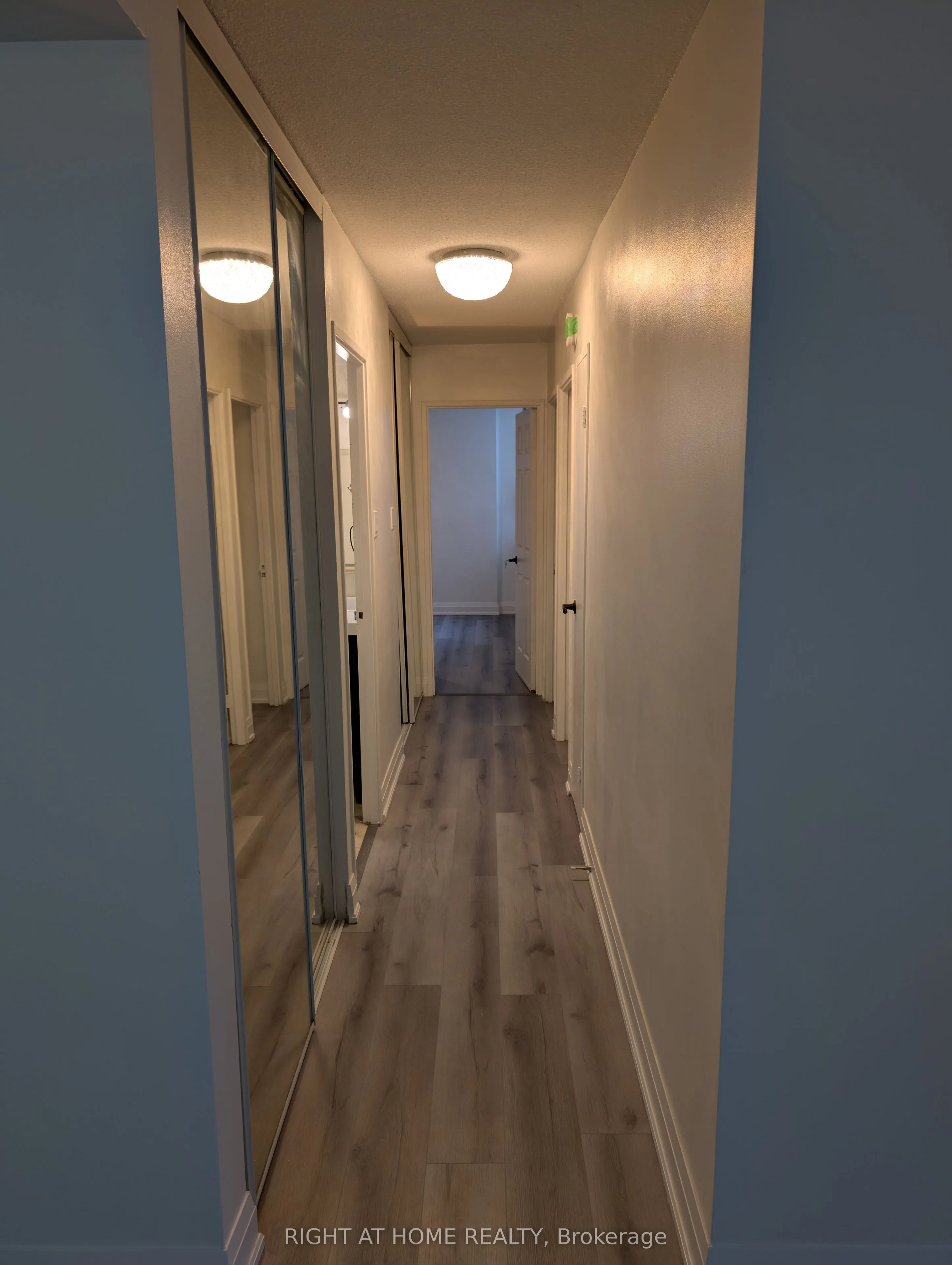 40 Panorama Court, #412