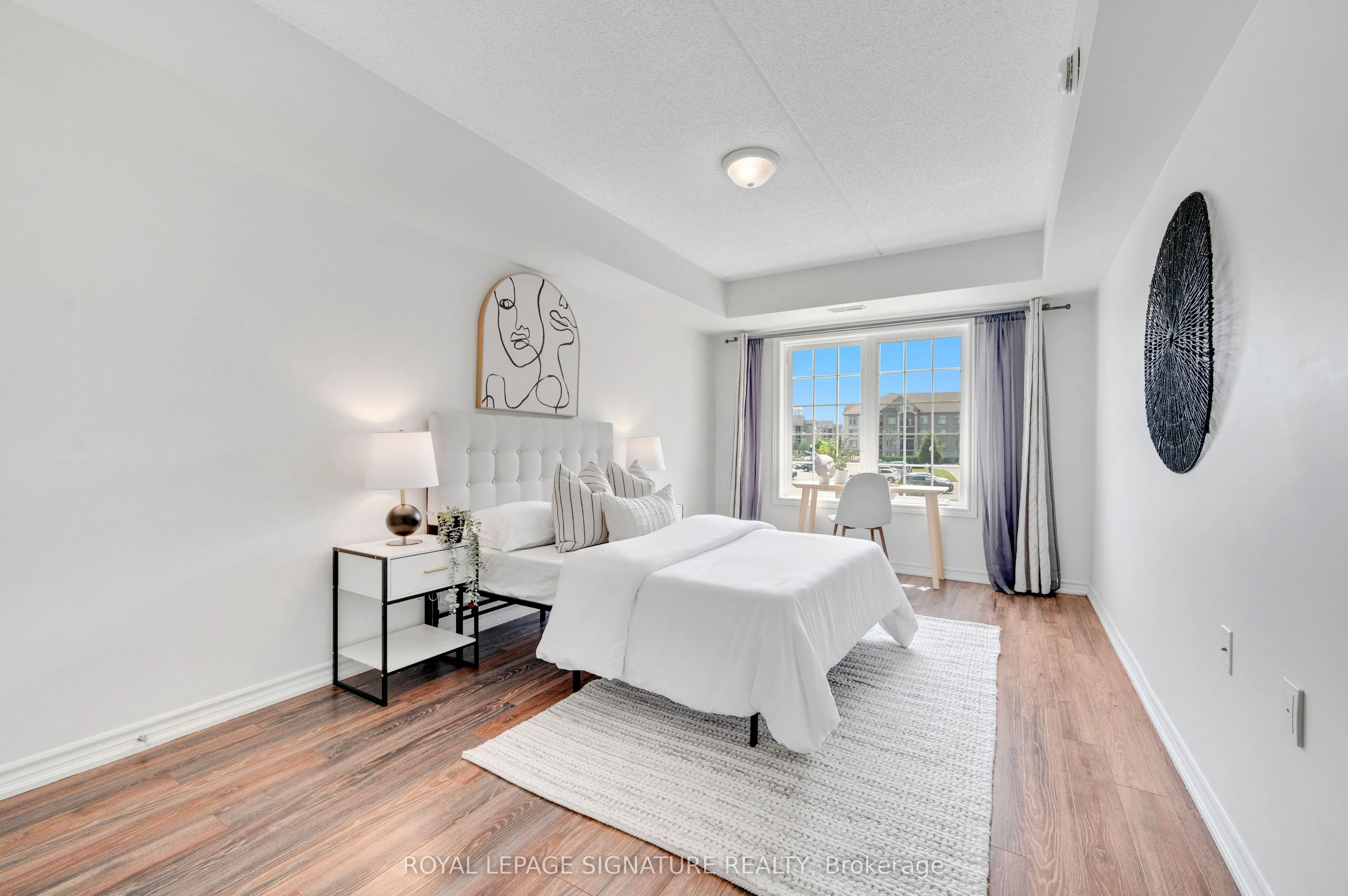 1470 Main Street E, #204