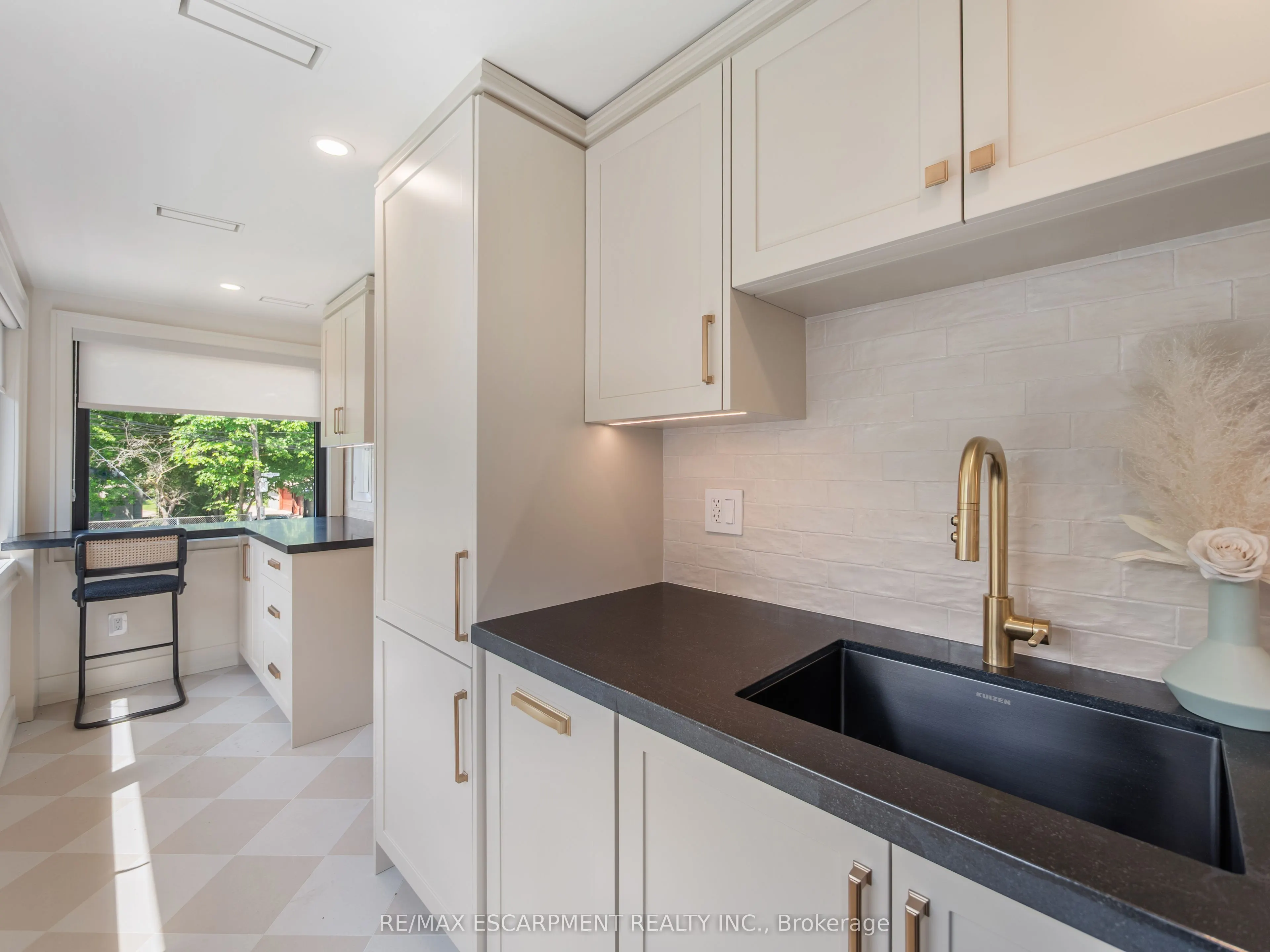 46 O'hara Avenue, #2