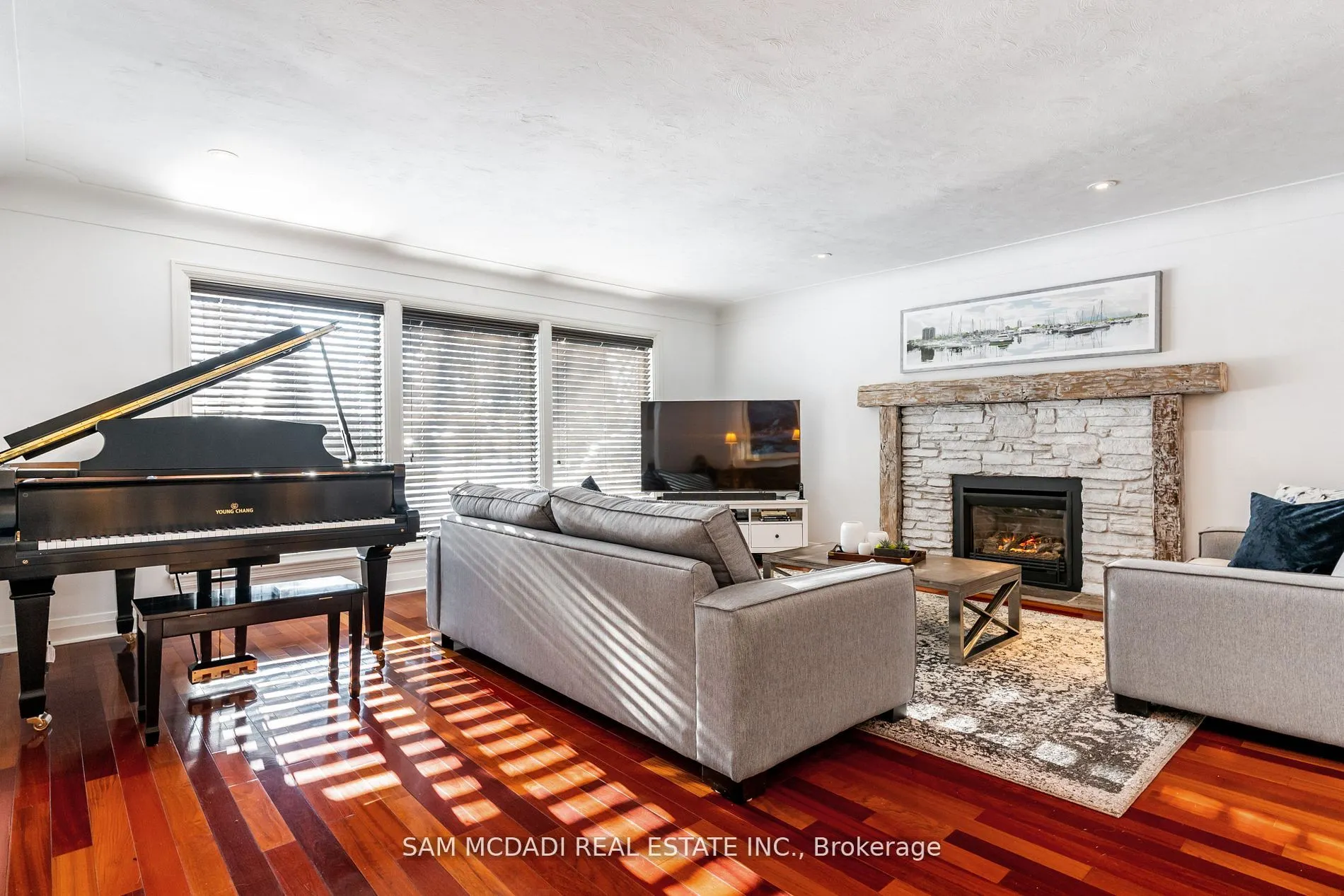 327 Shoreview Road