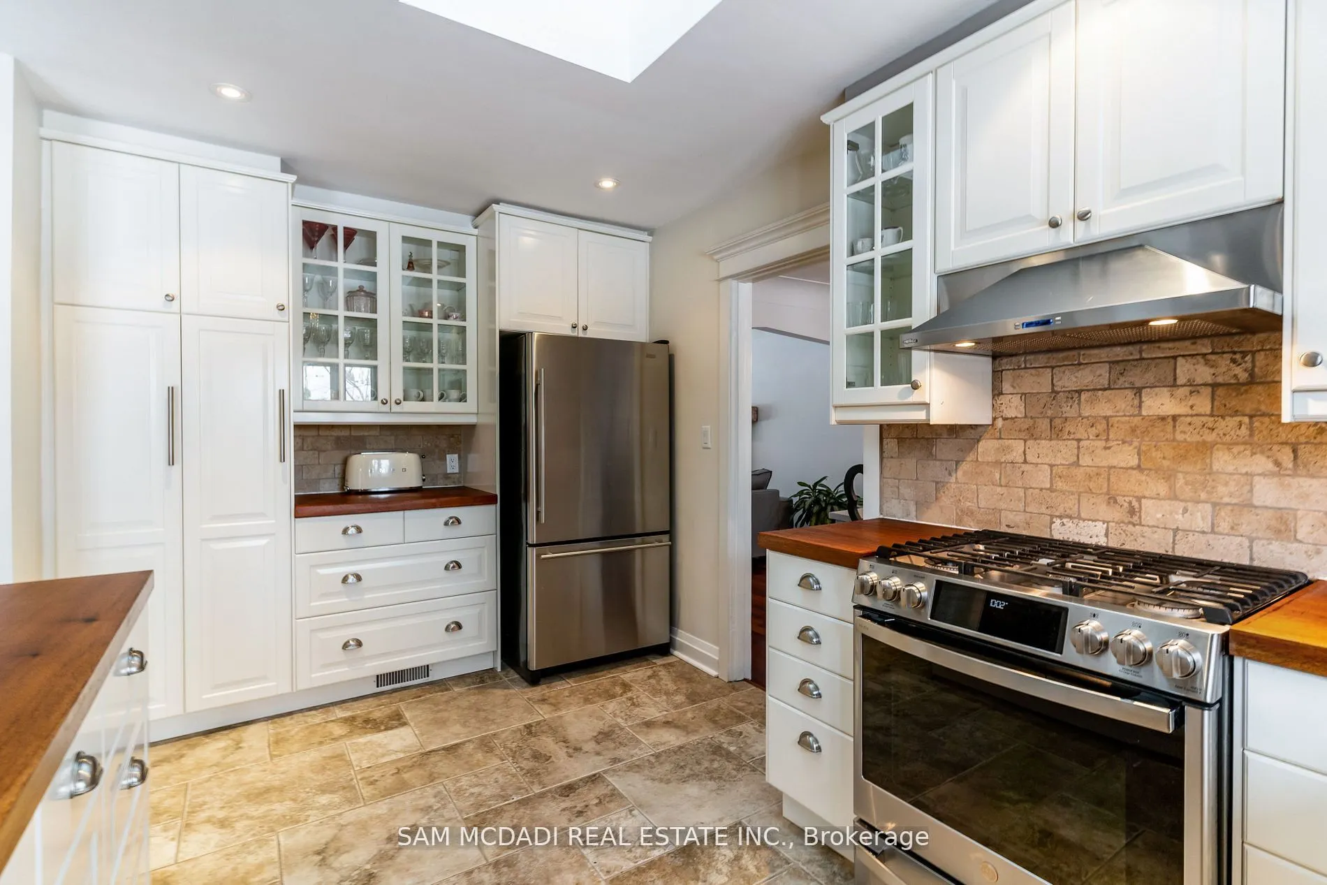 327 Shoreview Road