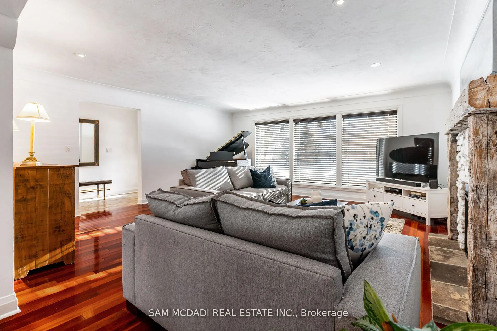 327 Shoreview Road