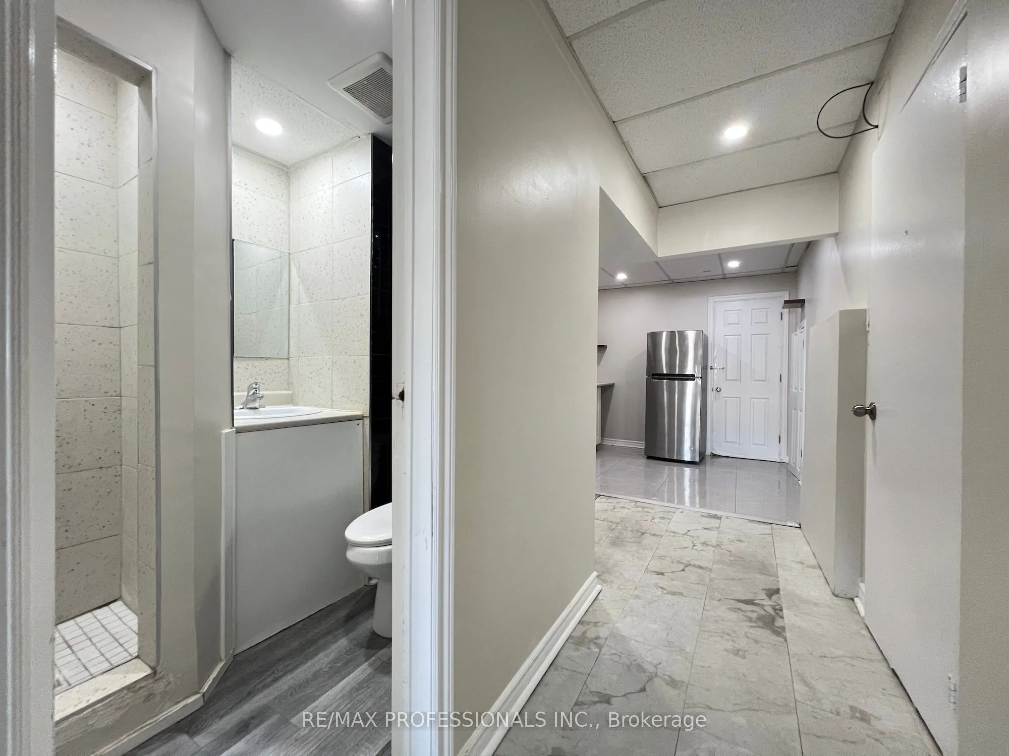 1185 St Clair Avenue, #2A