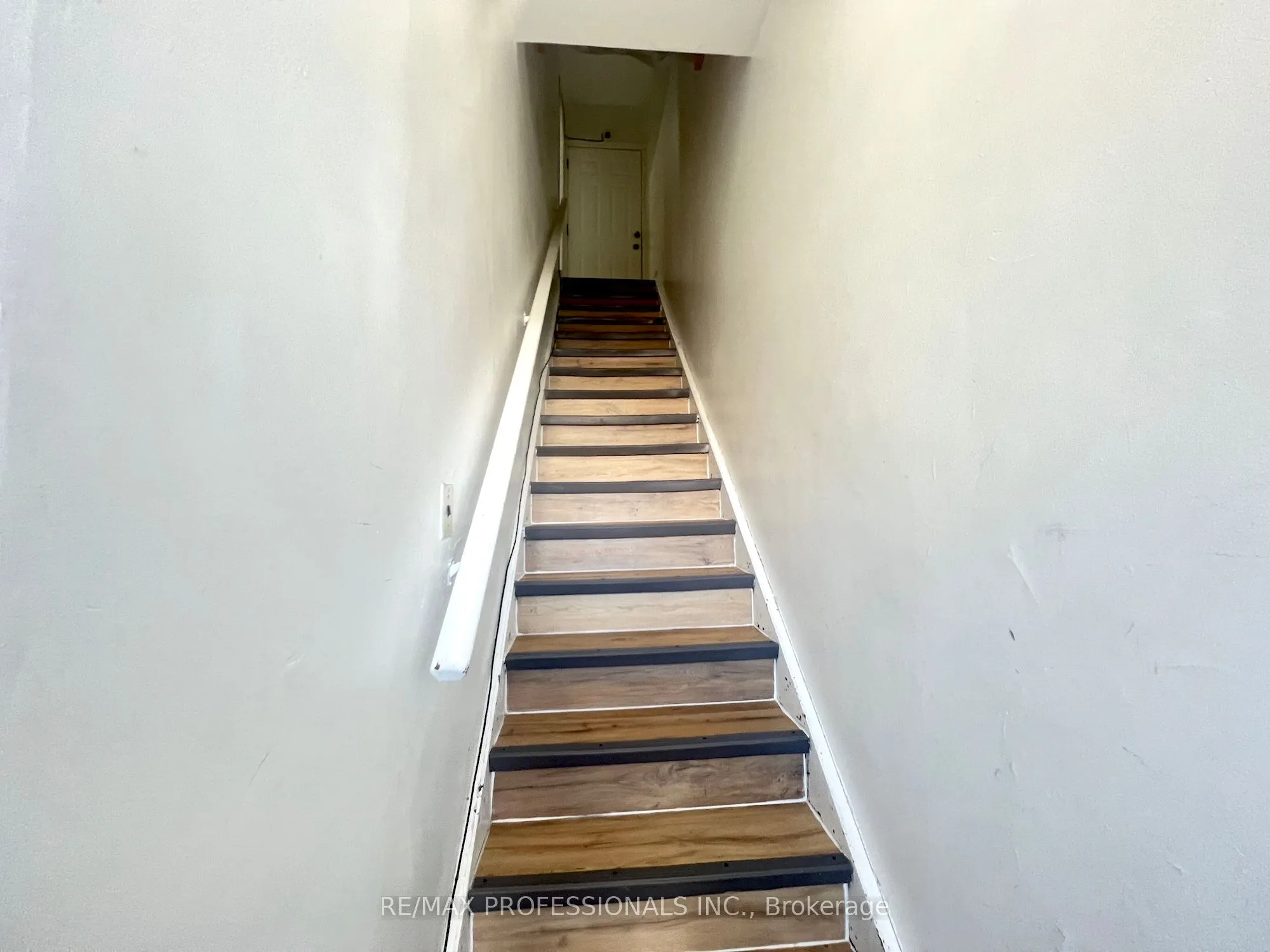 1185 St Clair Avenue, #2A