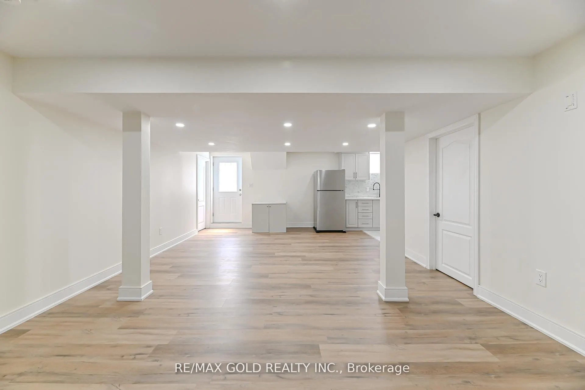 59 Cobriza Crescent