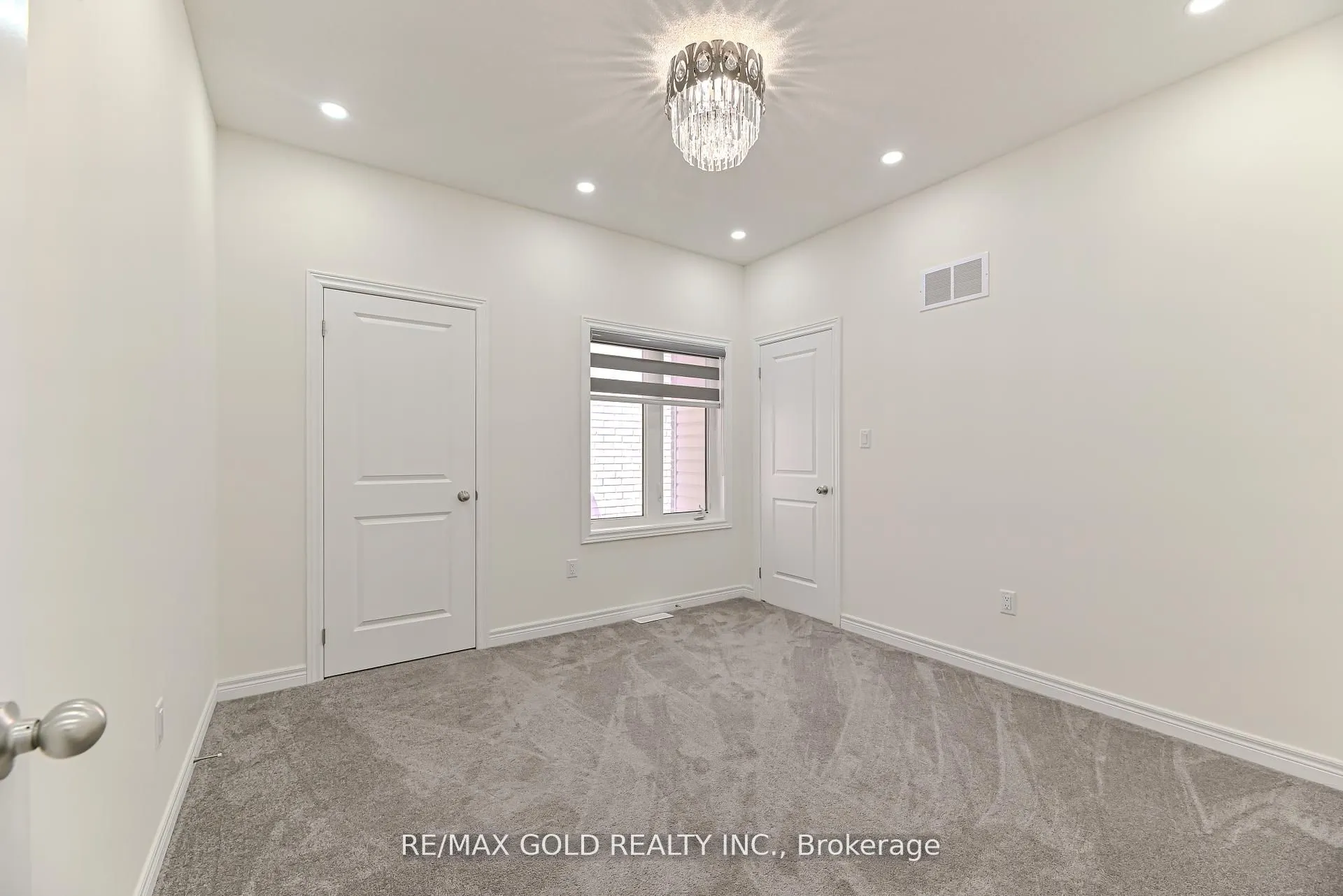 59 Cobriza Crescent