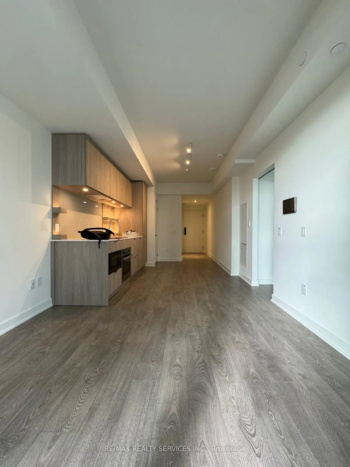 28 Ann Street, #511
