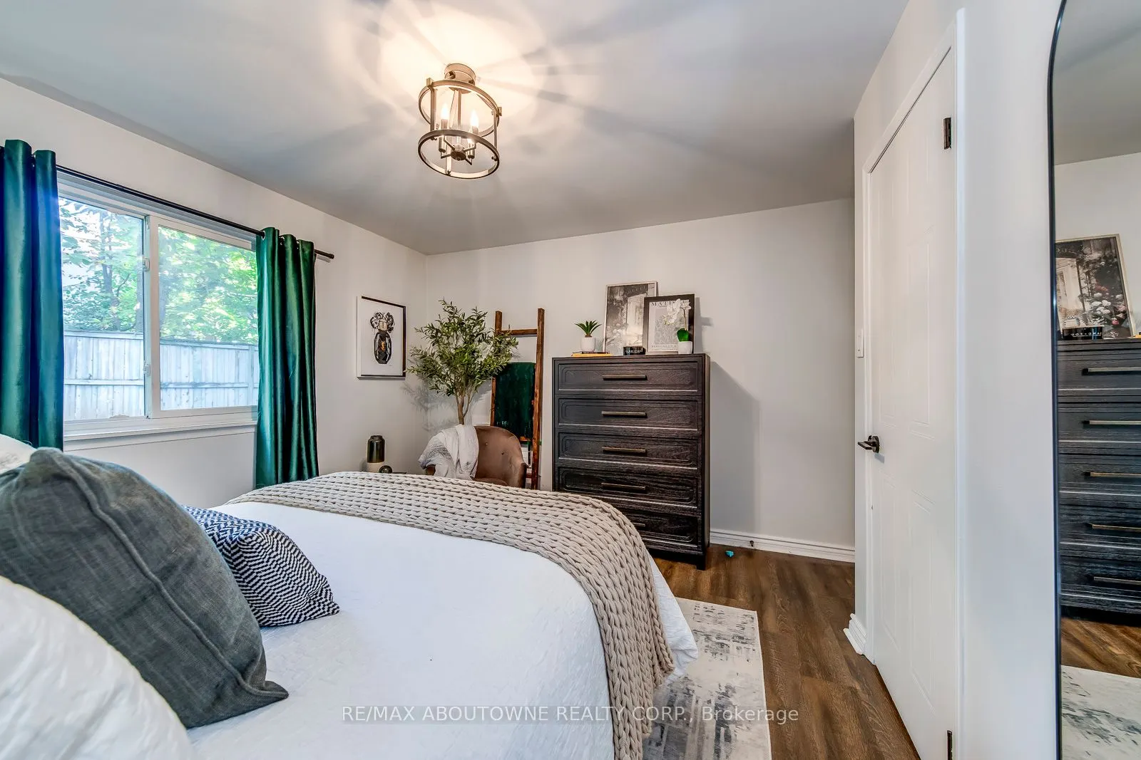 1496 Pilgrims Way, #113