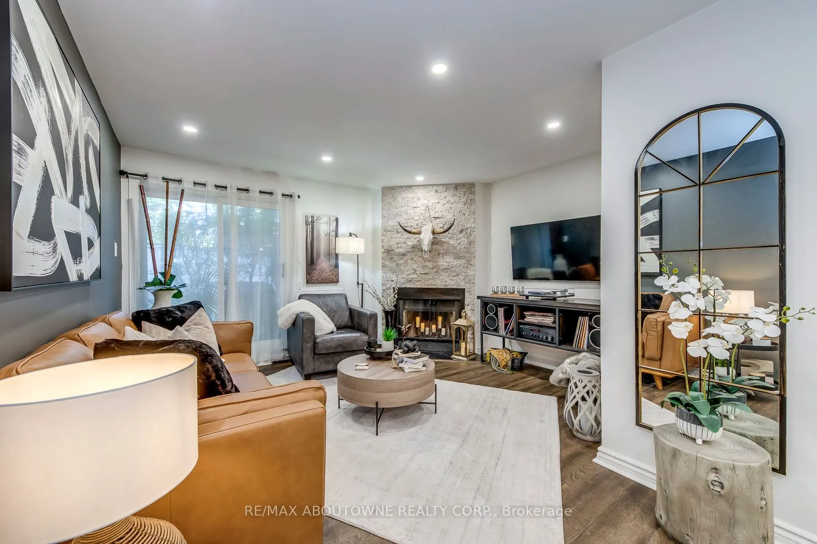 1496 Pilgrims Way, #113