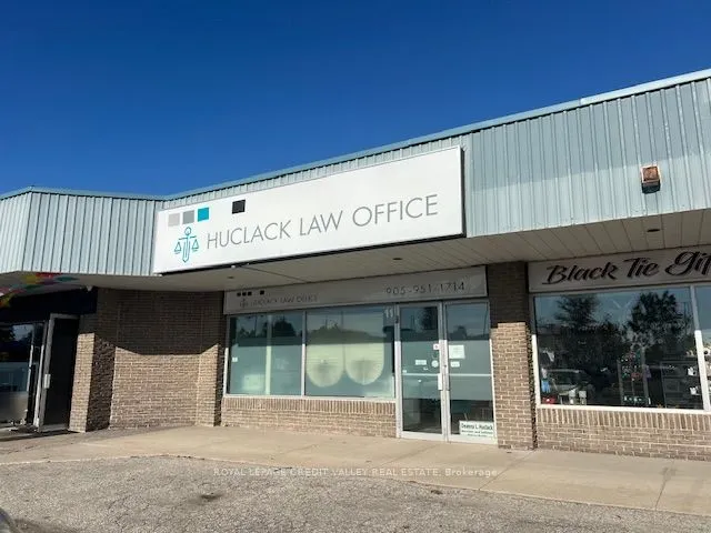 15 Allan Drive, #11