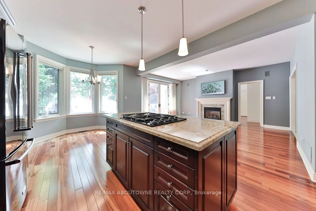 14 Holyrood Avenue