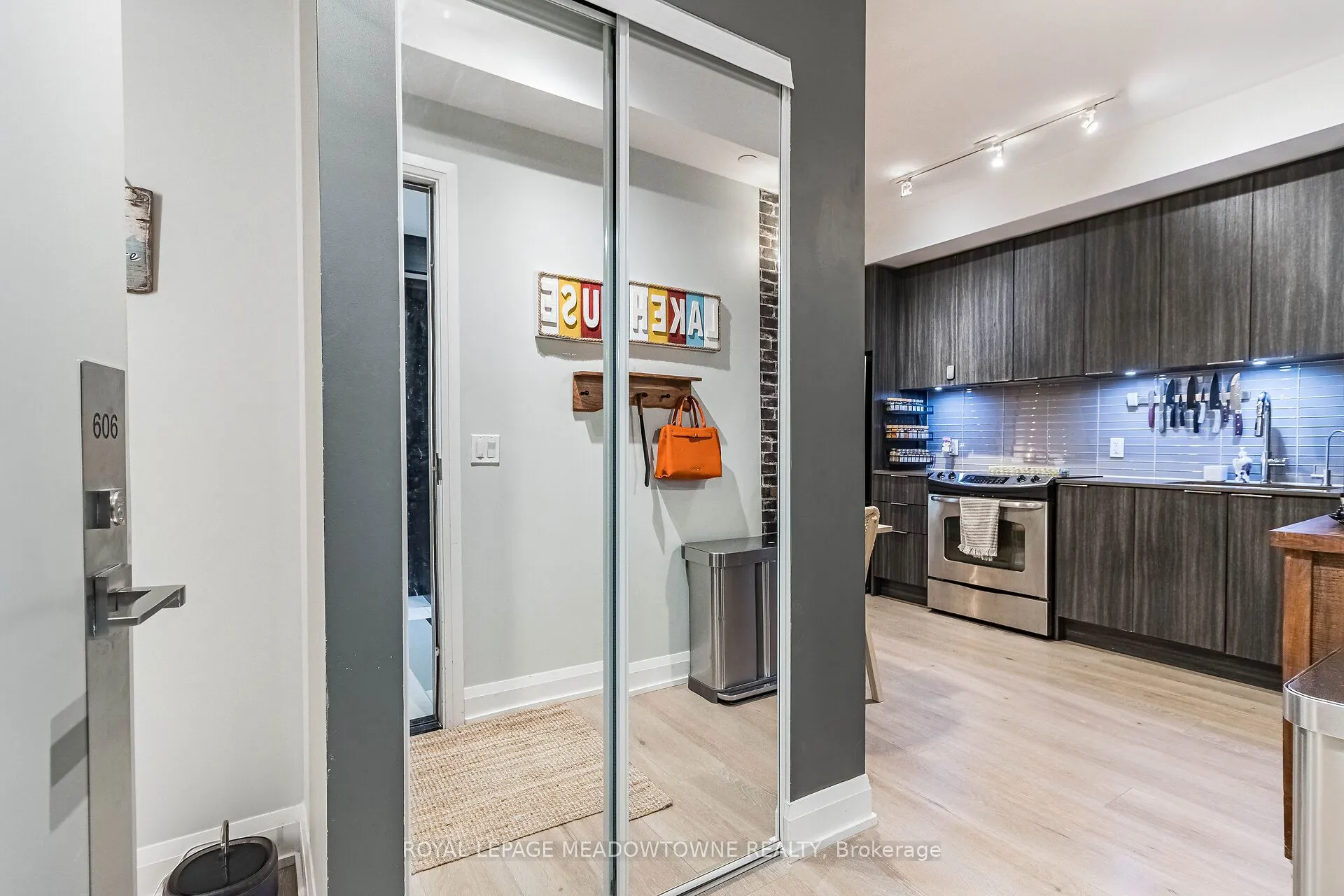 110 Marine Parade Drive, #606
