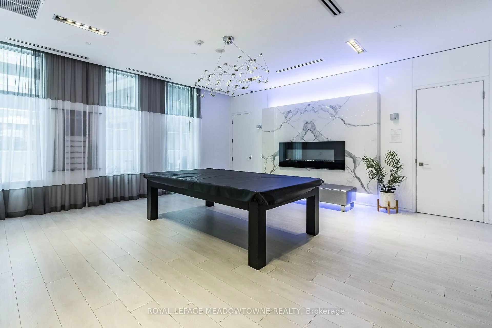 110 Marine Parade Drive, #606