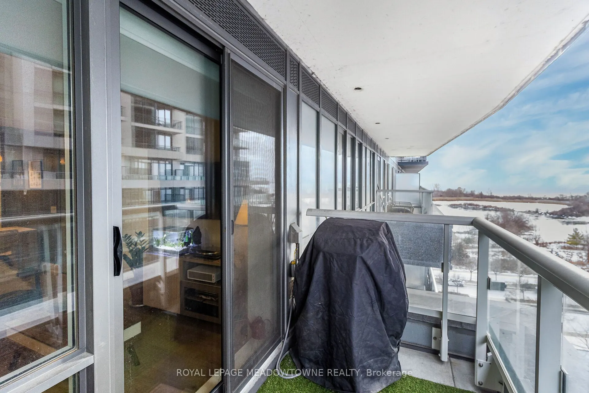 110 Marine Parade Drive, #606