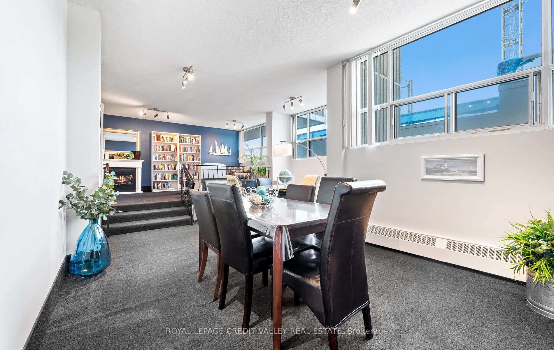2263 Marine Drive, #601