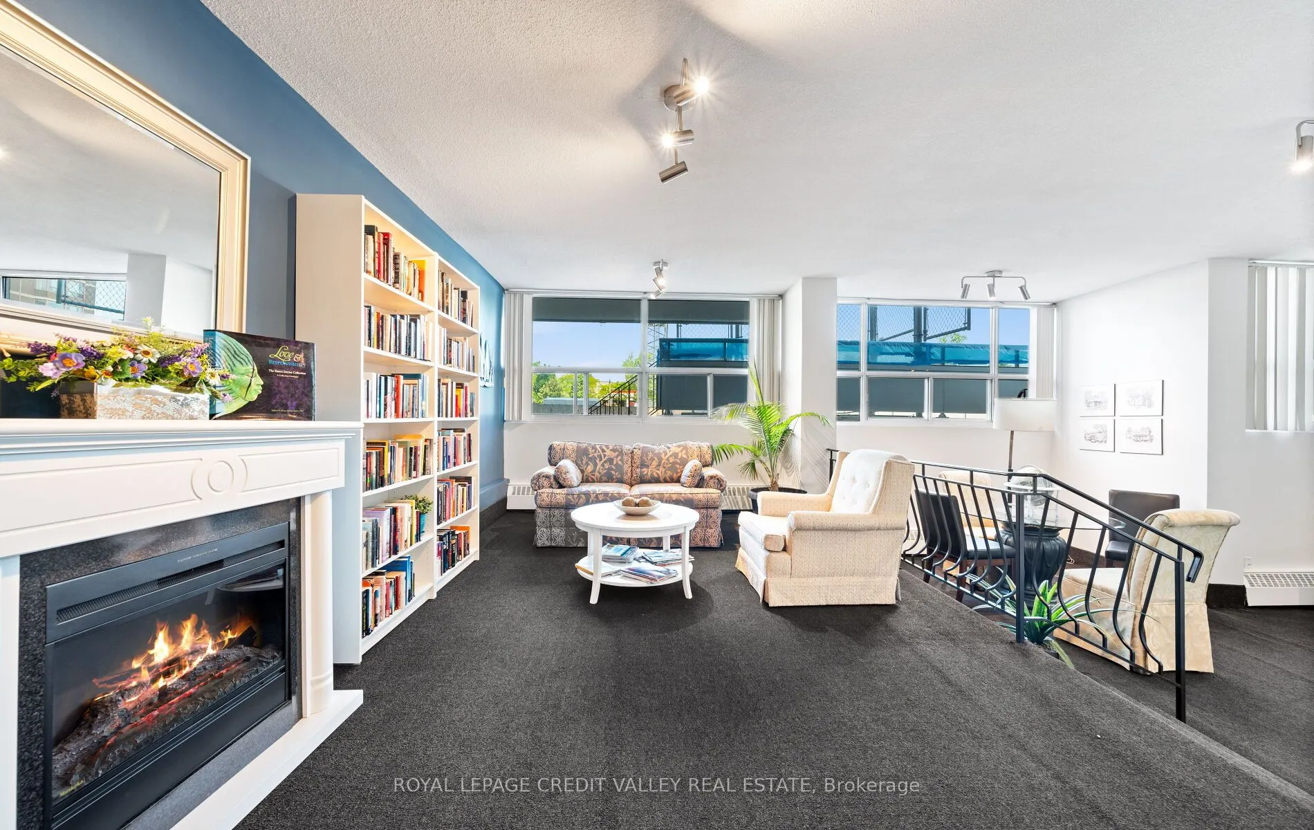 2263 Marine Drive, #601