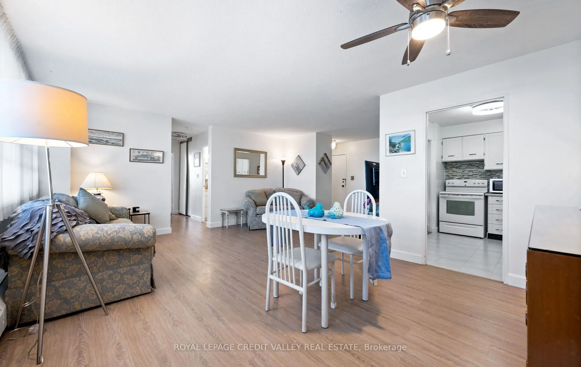 2263 Marine Drive, #601