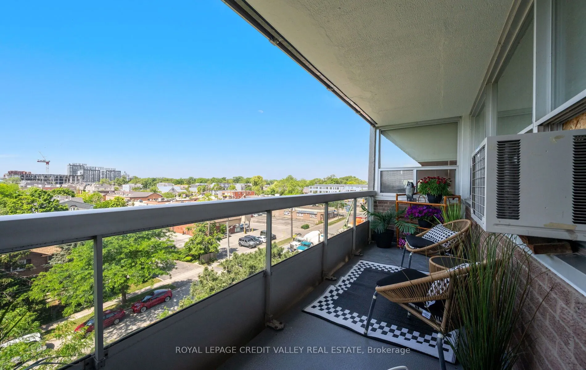 2263 Marine Drive, #601