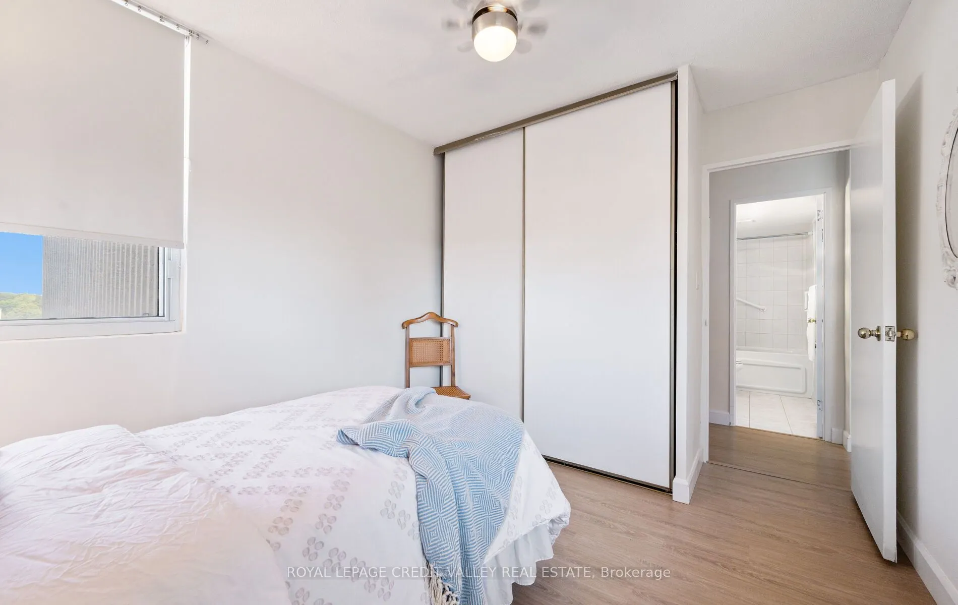 2263 Marine Drive, #601